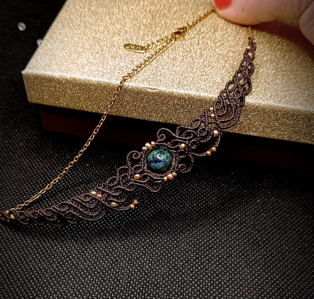 Choker medieval micromacrame cu cristal  - bijuterii - coliere - coliere din pietre semiprețioase - Artynos.ro