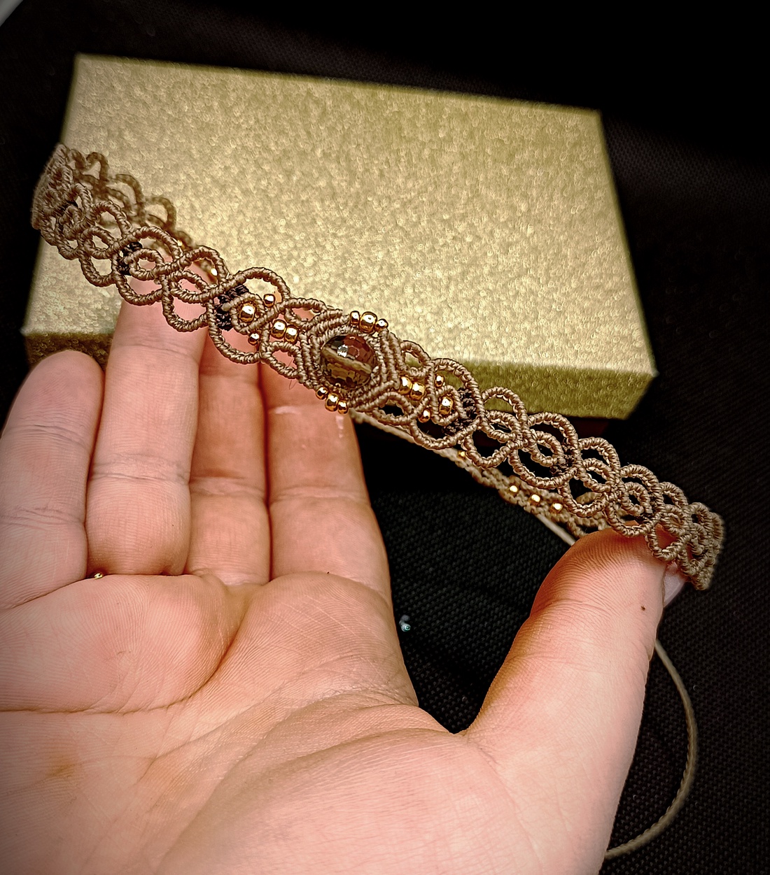 Choker Nude Micromacrame Cuart Fumuriu  - bijuterii - coliere - chockere - Artynos.ro