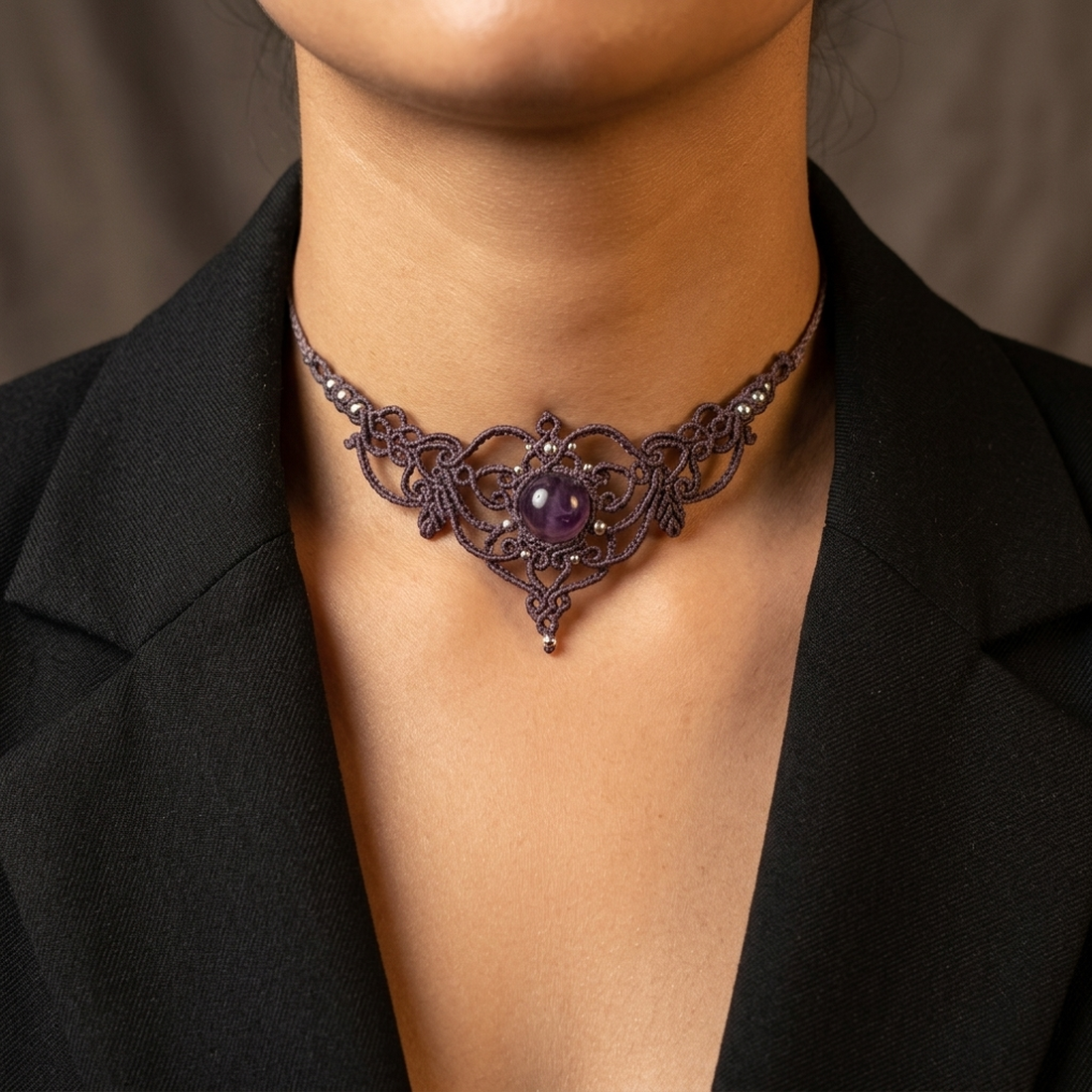Colier Delicat Frunze Micromacrame Cu Ametist - bijuterii - coliere - chockere - Artynos.ro