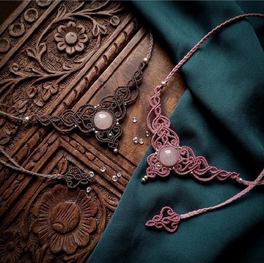 Colier Choker Minimalist Micromacrame Bohemian Cristal Cuart - bijuterii - coliere - chockere - Artynos.ro