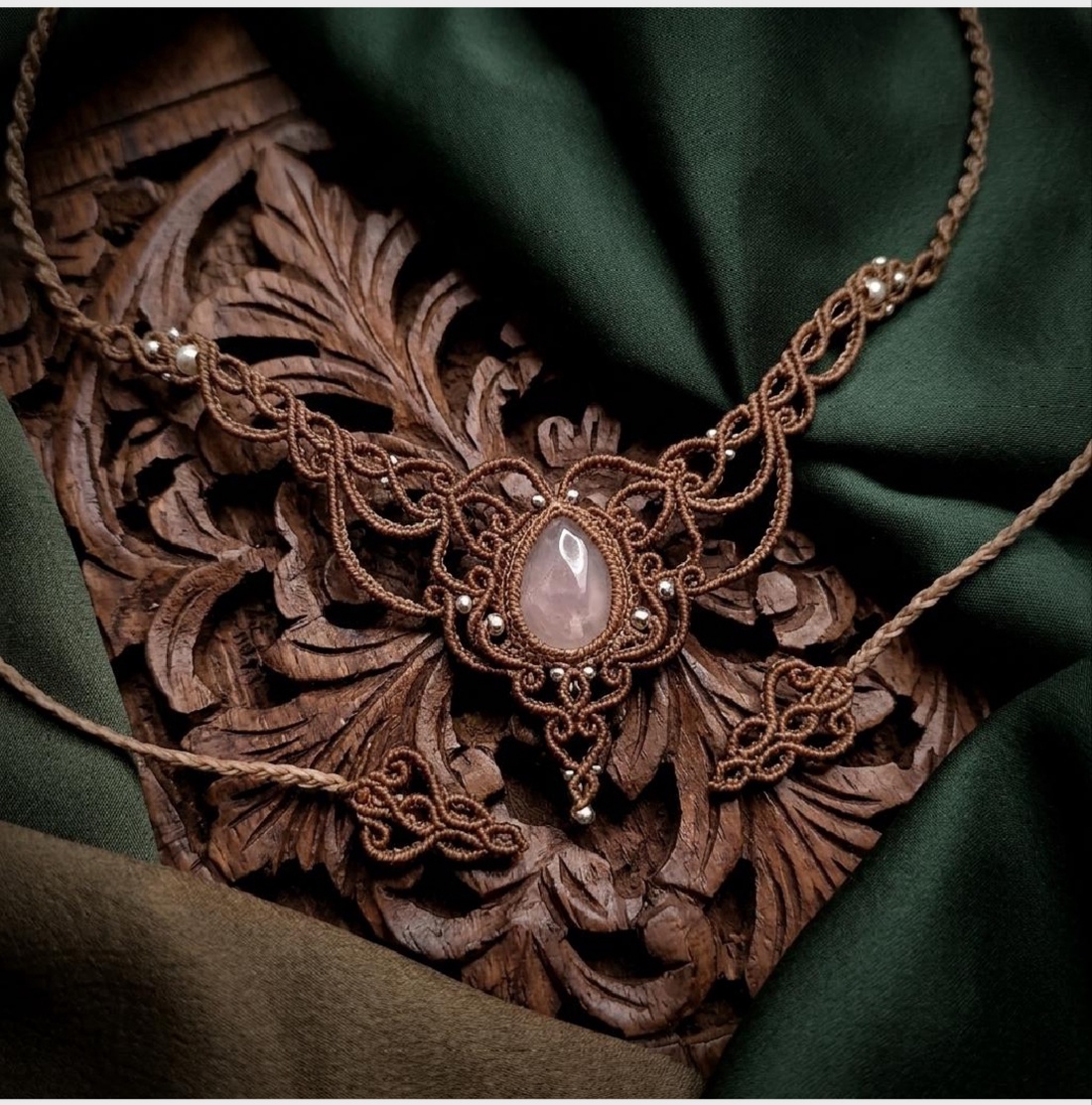 Colier Princess Delicat Micromacrame Cu Cuart Roz  - bijuterii - coliere - coliere din pietre semiprețioase - Artynos.ro