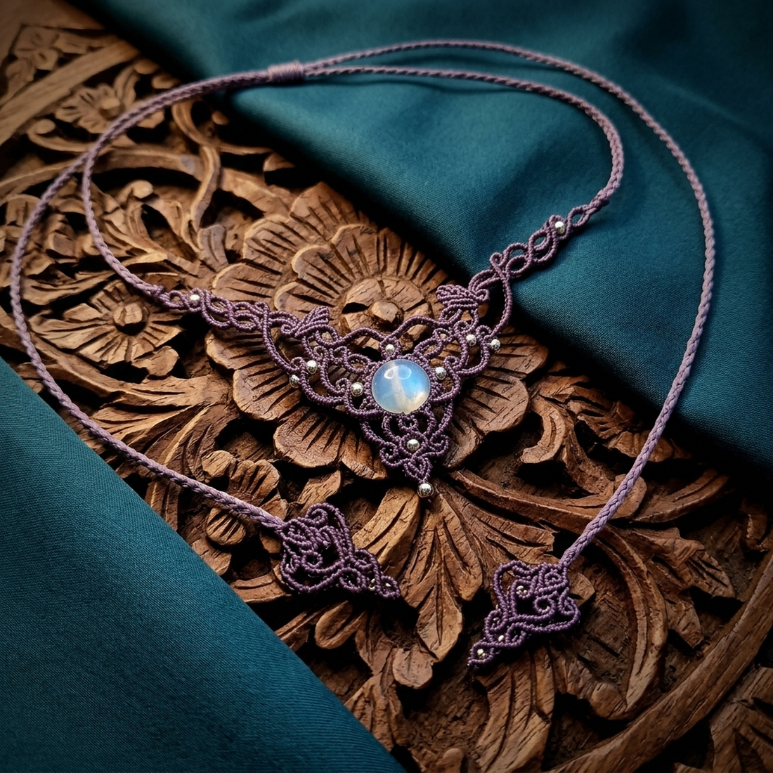 Colier mov fairy micromacrame cu opal  - bijuterii - coliere - coliere din pietre semiprețioase - Artynos.ro