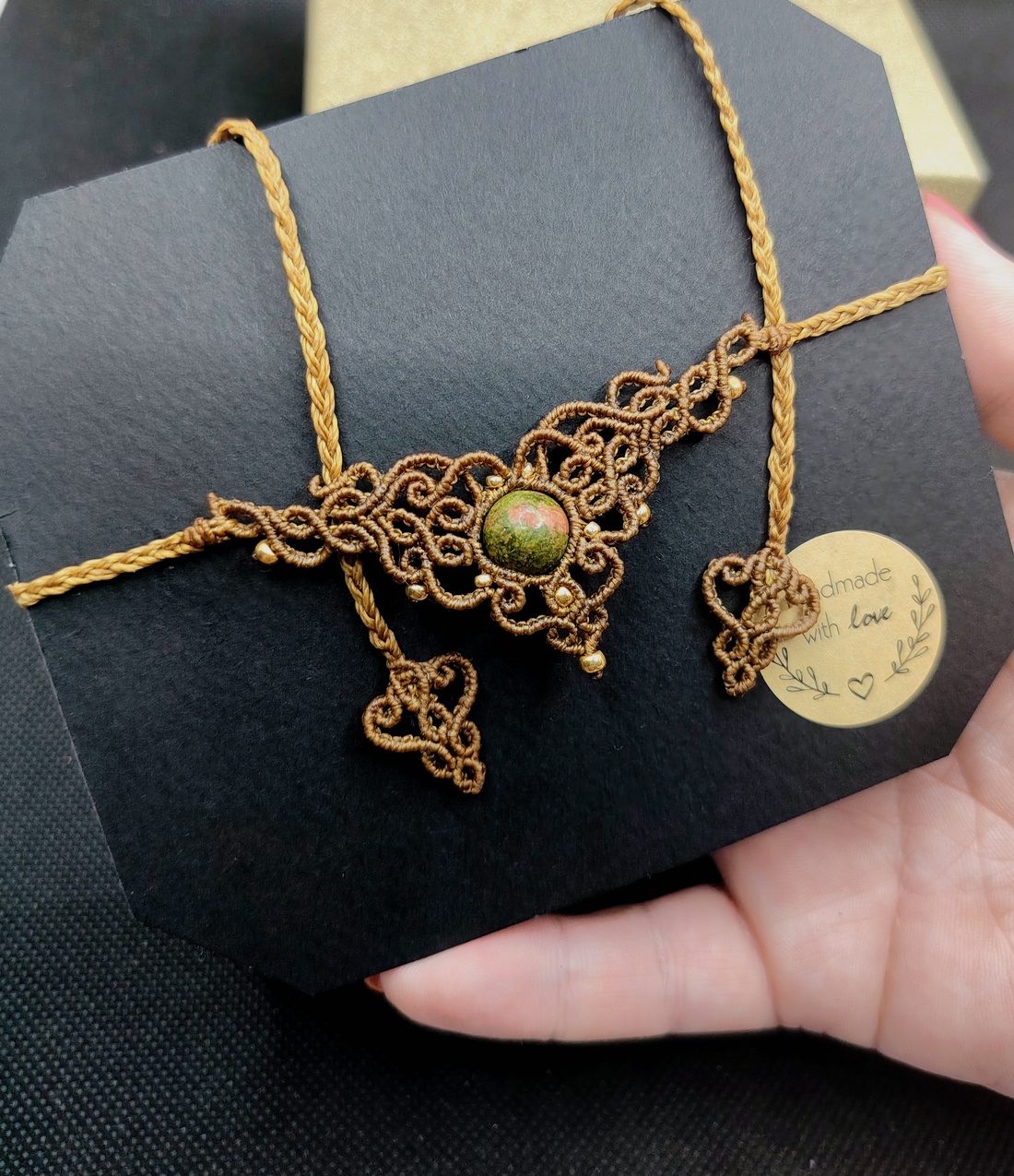 Colier macrame choker minimalist cu unakit   - bijuterii - coliere - chockere - Artynos.ro