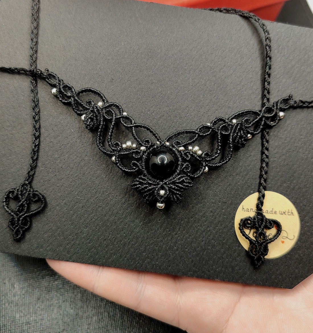 Colier Choker Negru Delicat Micromacrame Cu Cristal Obsidian  - bijuterii - coliere - chockere - Artynos.ro