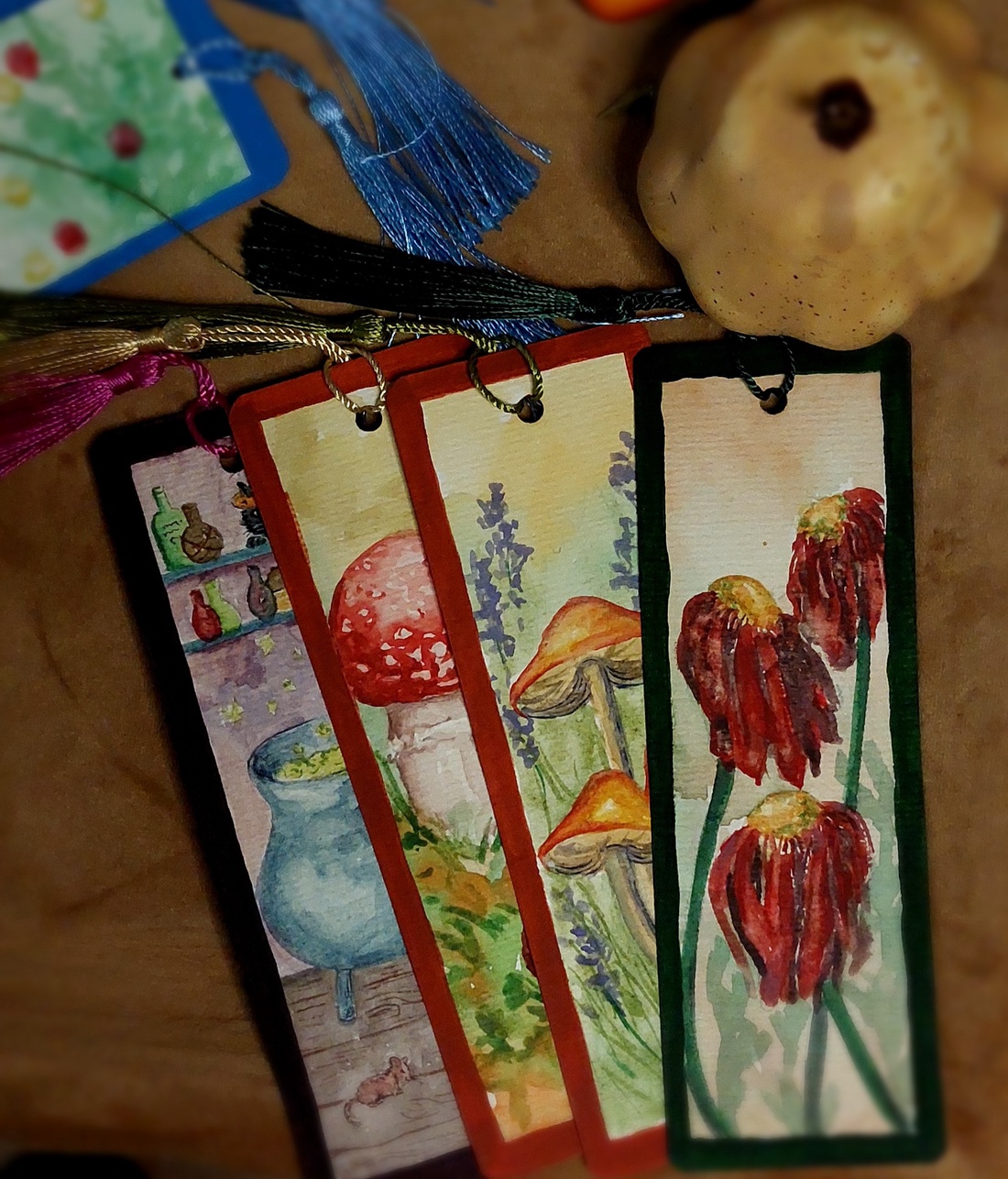 Semn de carte flori uscate - cărți și creații cu tematică muzicală, cadouri - semn de carte - Artynos.ro