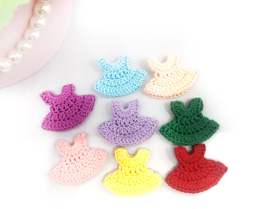 Rochite in miniatura crosetate manual - casă & stil de viață - accesorii pentru decorat casa - suport de flori - suport flori - Artynos.ro Rochite in miniatura crosetate manual - casă & stil de viață - accesorii pentru decorat casa - suport de flori - suport flori - Artynos.ro