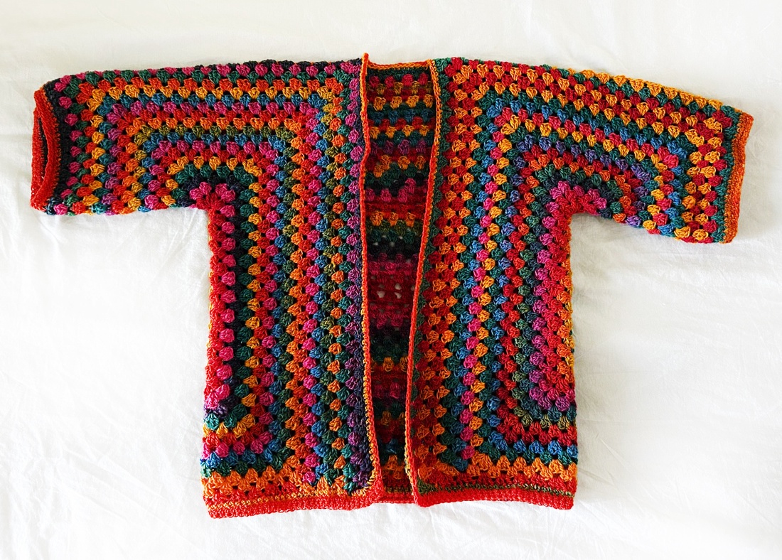 Cardigan Croșetat Manual din Lână - îmbrăcăminte și modă - haine damă - hanorace, cardigane - Artynos.ro Cardigan Croșetat Manual din Lână - îmbrăcăminte și modă - haine damă - hanorace, cardigane - Artynos.ro