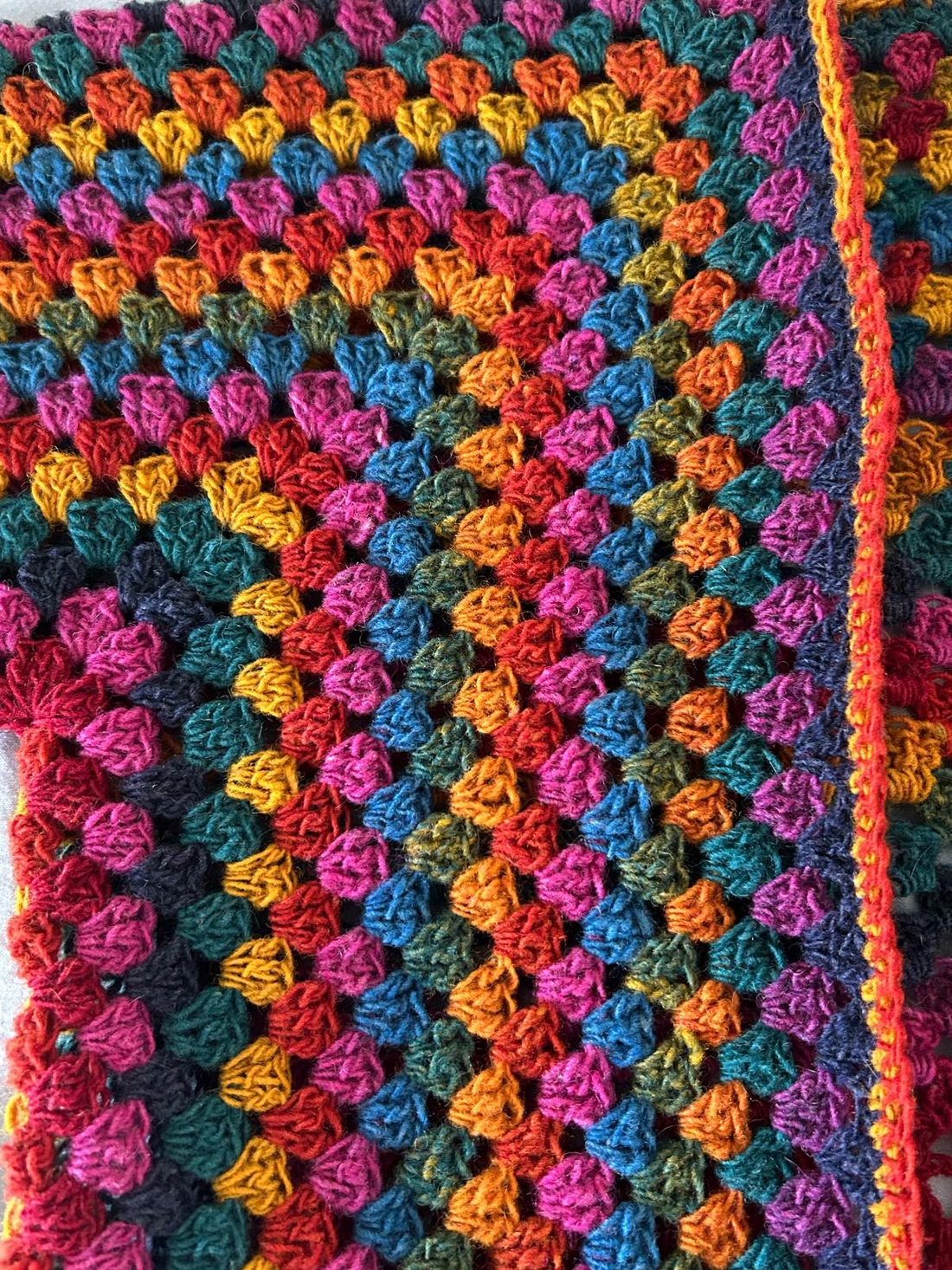Cardigan Croșetat Manual din Lână - îmbrăcăminte și modă - haine damă - hanorace, cardigane - Artynos.ro Cardigan Croșetat Manual din Lână - îmbrăcăminte și modă - haine damă - hanorace, cardigane - Artynos.ro