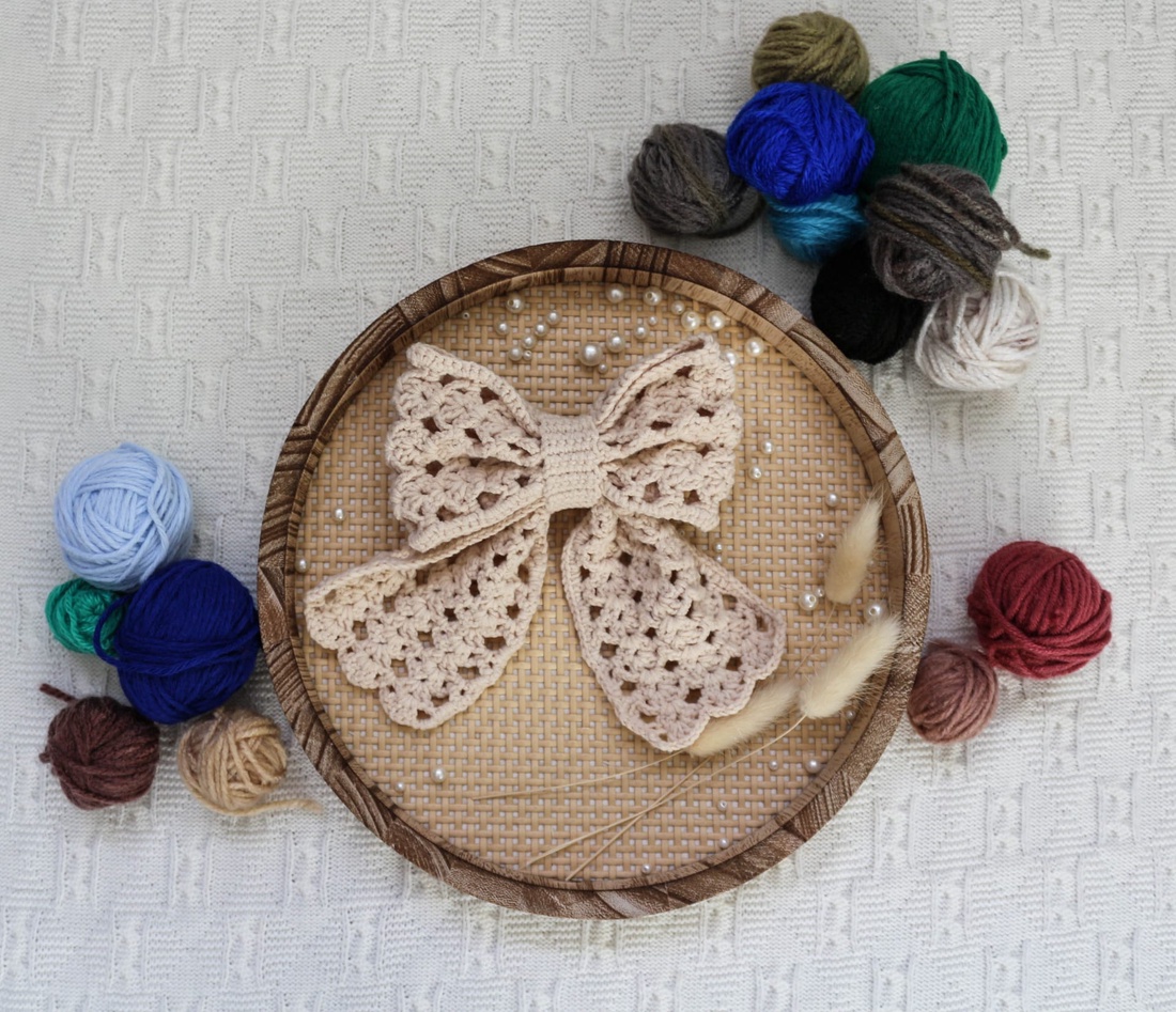 Fundiță de păr croșetată - îmbrăcăminte și modă - accesorii păr - accesorii de păr - Artynos.ro Fundiță de păr croșetată - îmbrăcăminte și modă - accesorii păr - accesorii de păr - Artynos.ro