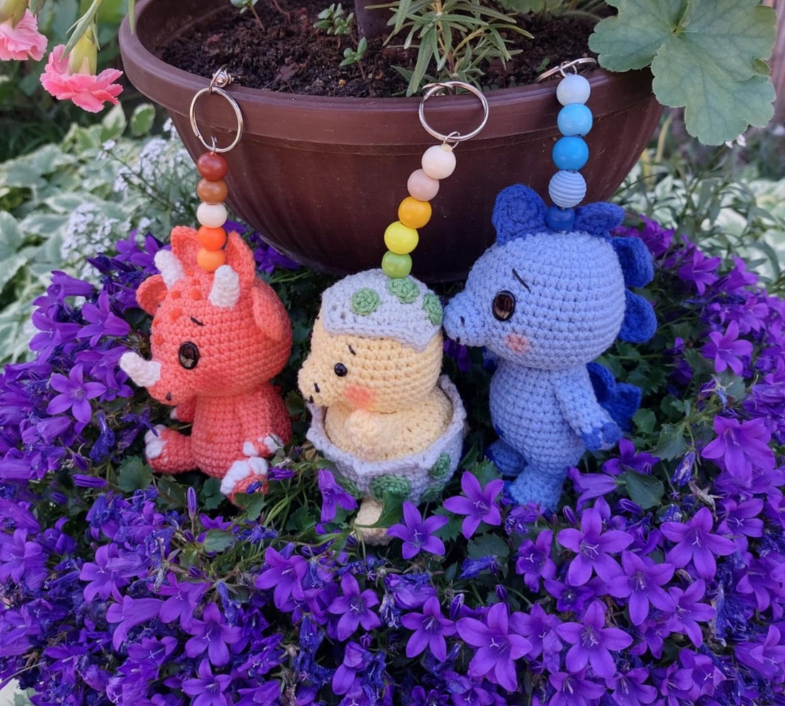 Breloc dino  - genți și portofele - accesorii genți - breloc - Artynos.ro