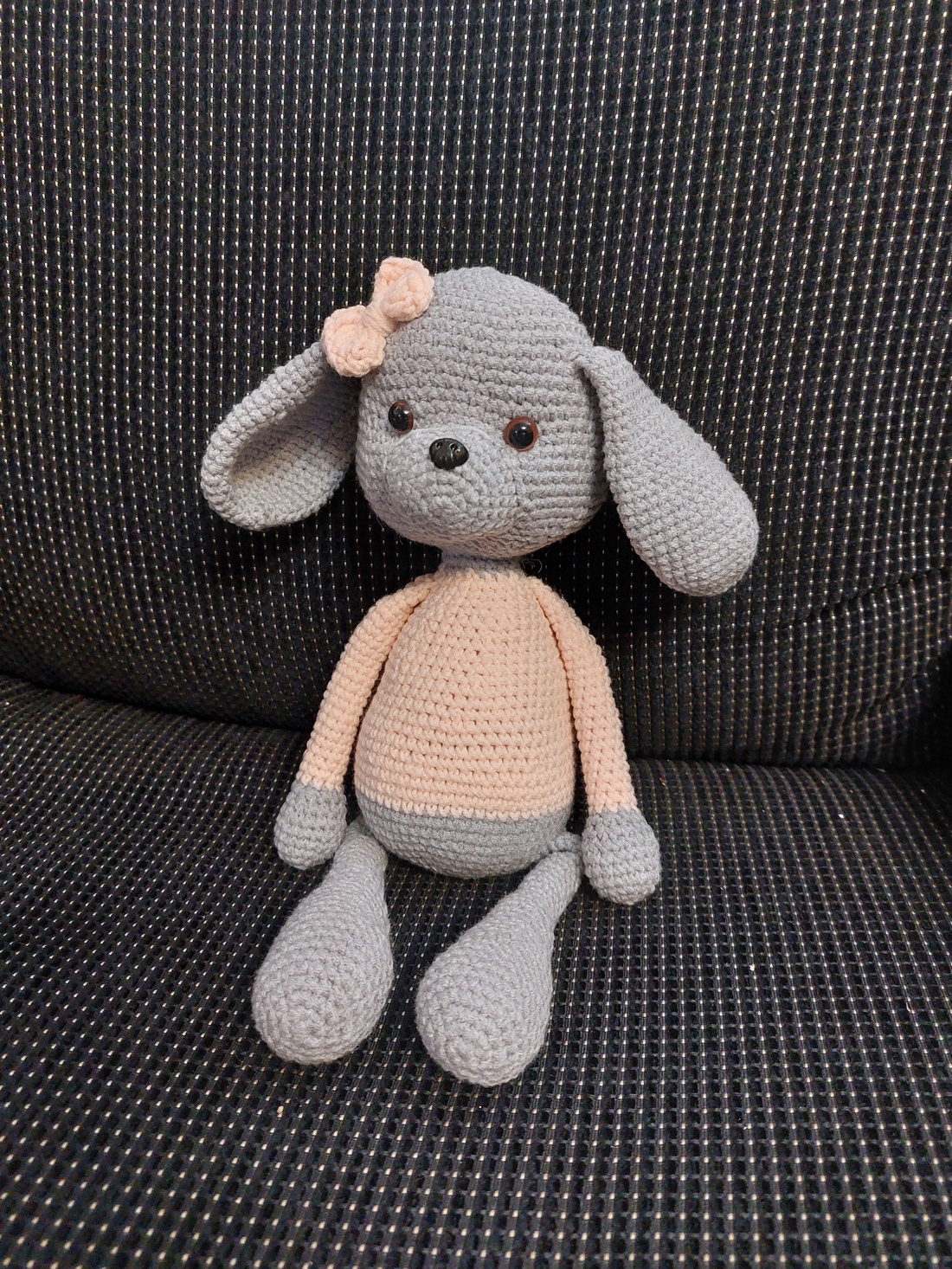 Cățelușă retro cu Fundiță și Nume - jucării și echipamente pentru copii - plușuri - câine de pluș - Artynos.ro