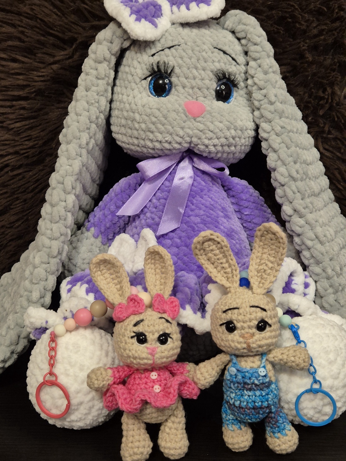 Breloc iepuraș croșetat - genți și portofele - accesorii genți - breloc - Artynos.ro