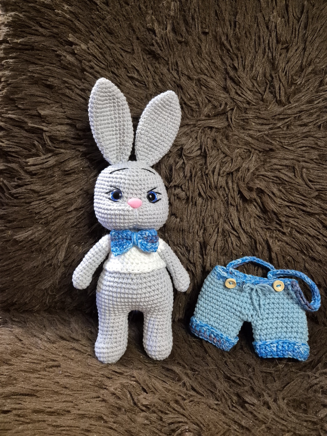 Iepuraș Micul Gentleman - jucării și echipamente pentru copii - plușuri - iepure de pluș - Artynos.ro