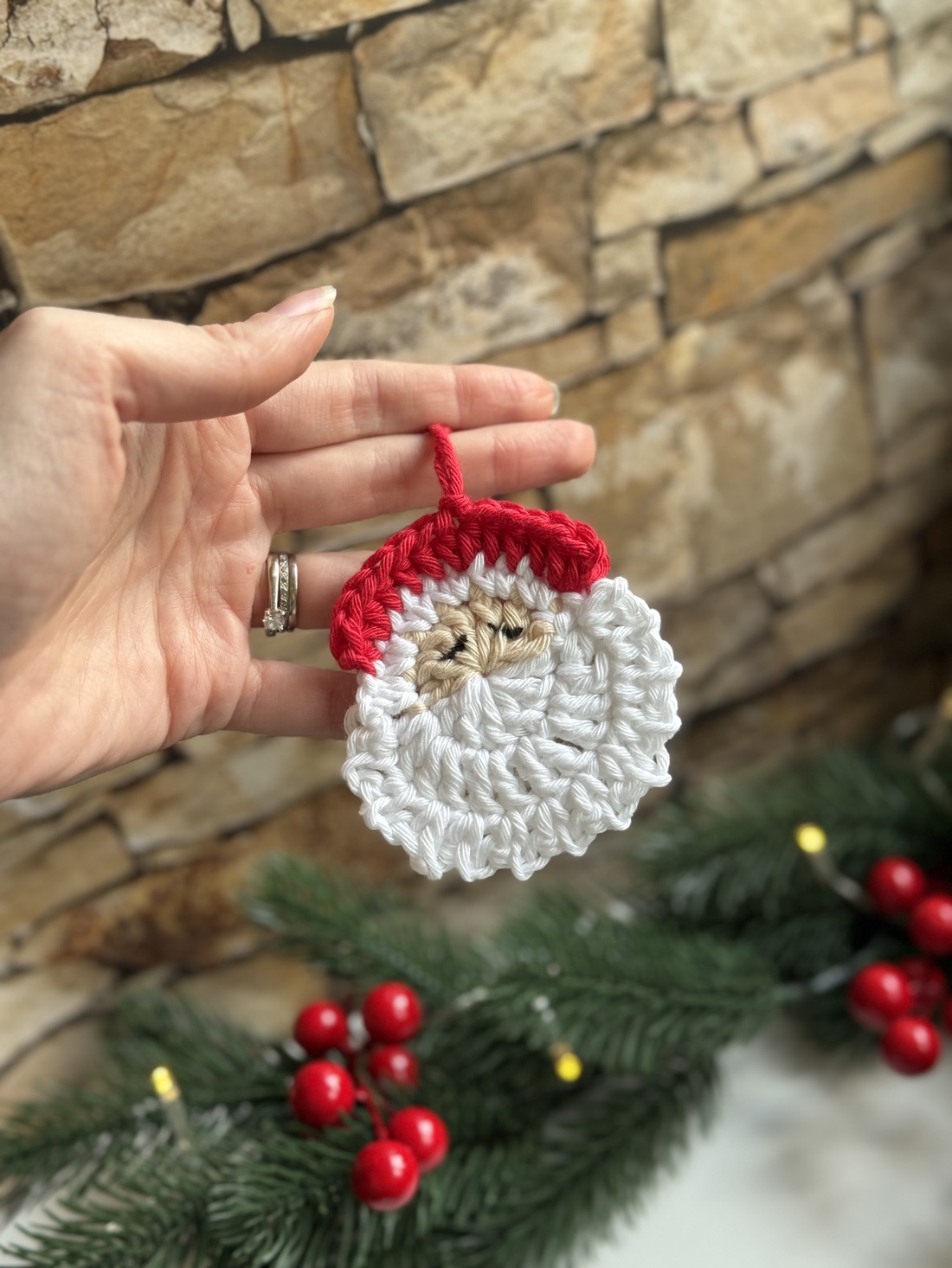 Ornament brad Mos Craciun - crăciun - decorațiuni de crăciun de casă - globuri de crăciun - Artynos.ro