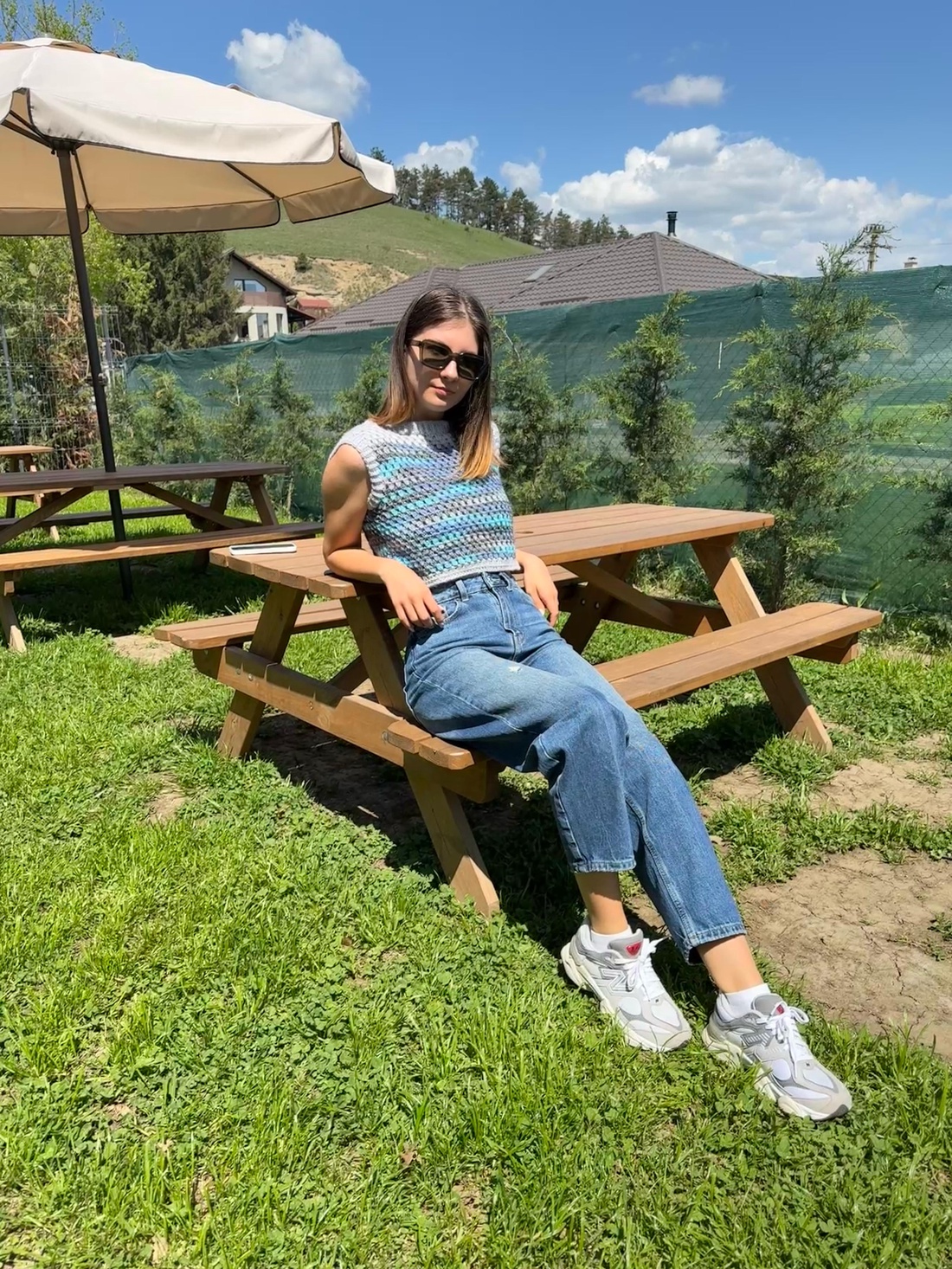 Vesta cropped crosetata - îmbrăcăminte și modă - haine damă - bluze damă - Artynos.ro Vesta cropped crosetata - îmbrăcăminte și modă - haine damă - bluze damă - Artynos.ro