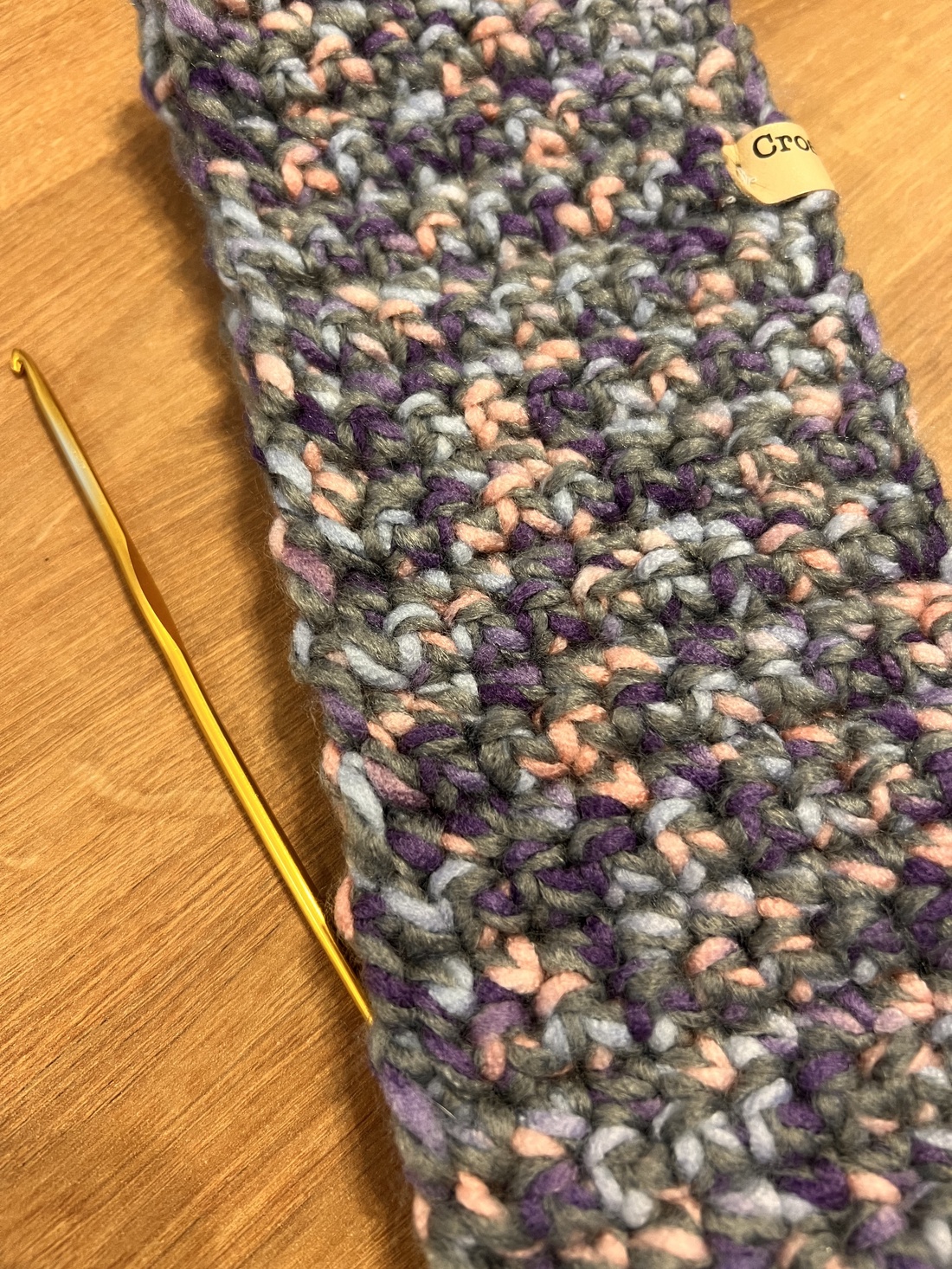 Bentita crosetata - îmbrăcăminte și modă - accesorii păr - bandă de păr și agrafe păr - Artynos.ro