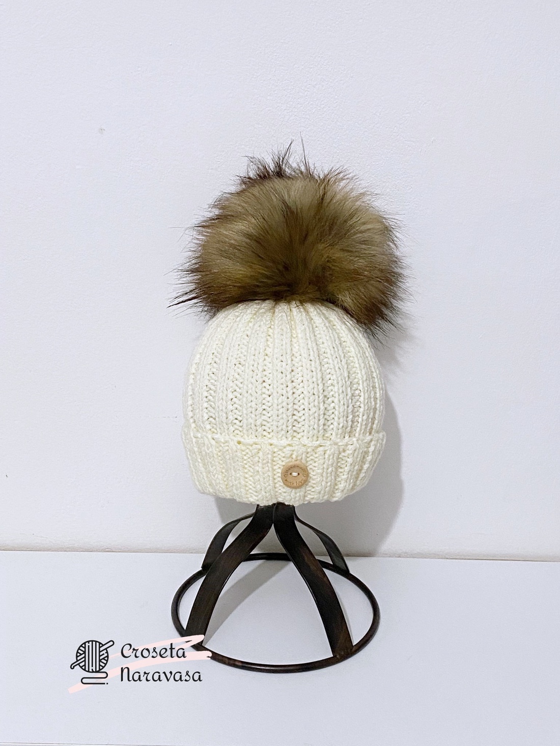 Caciula tricotata crem - îmbrăcăminte și modă - eșarfe, pălării, fularuri - căciulă - Artynos.ro