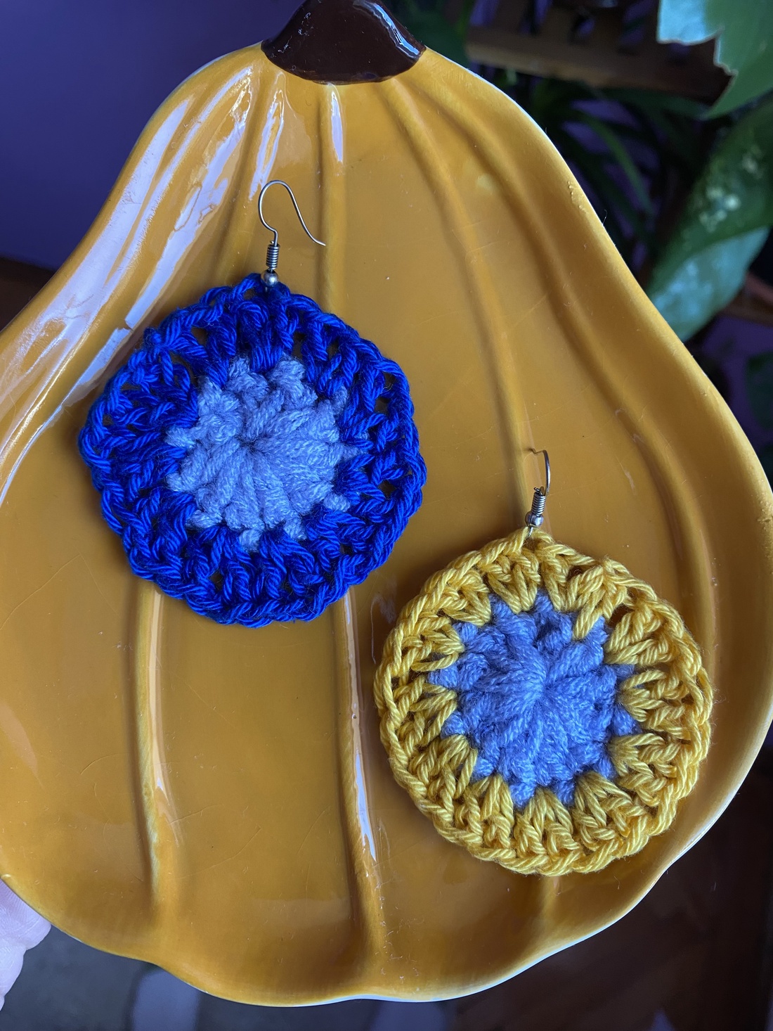 Cercei croșetați - bijuterii - cercei - cercei hoops - Artynos.ro Cercei croșetați - bijuterii - cercei - cercei hoops - Artynos.ro