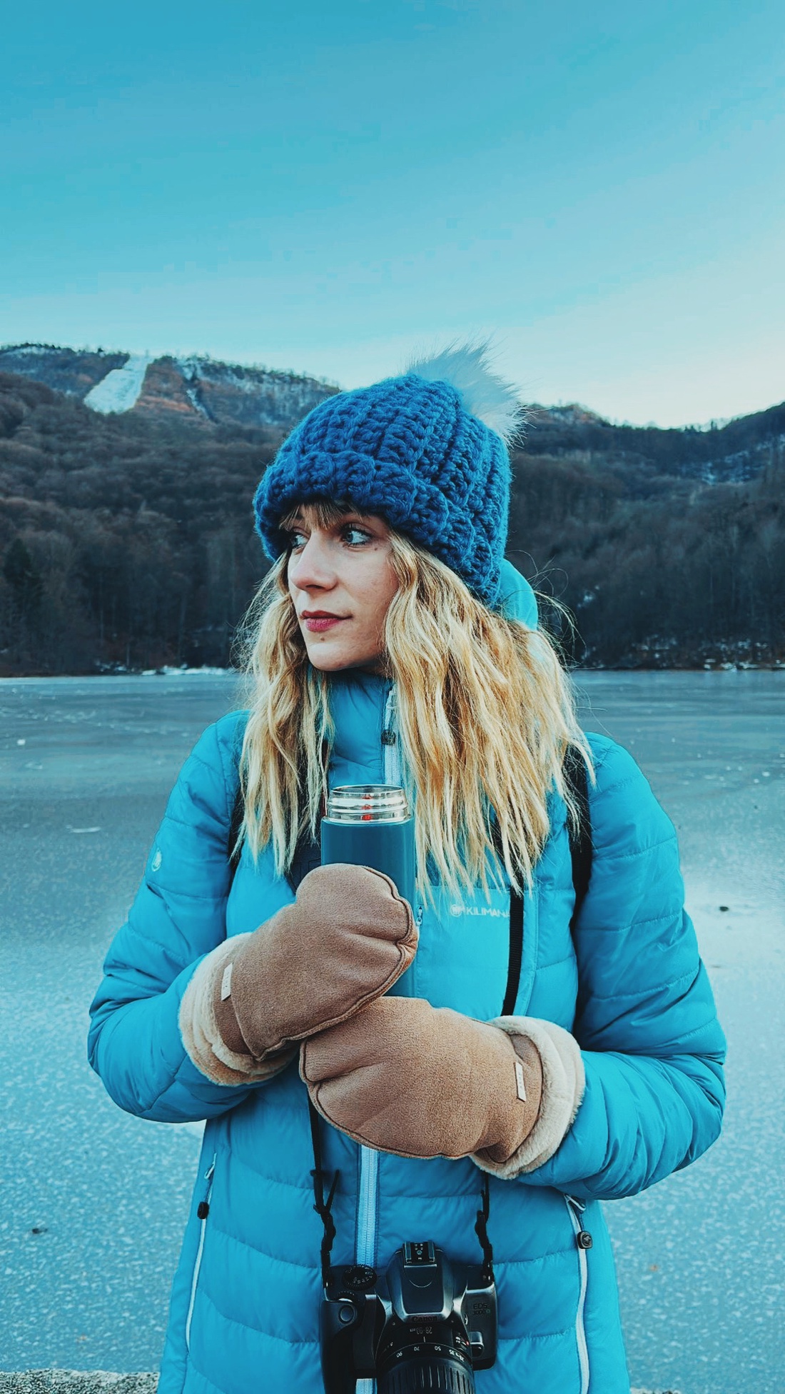 Caciula cu puf - îmbrăcăminte și modă - eșarfe, pălării, fularuri - căciulă - Artynos.ro