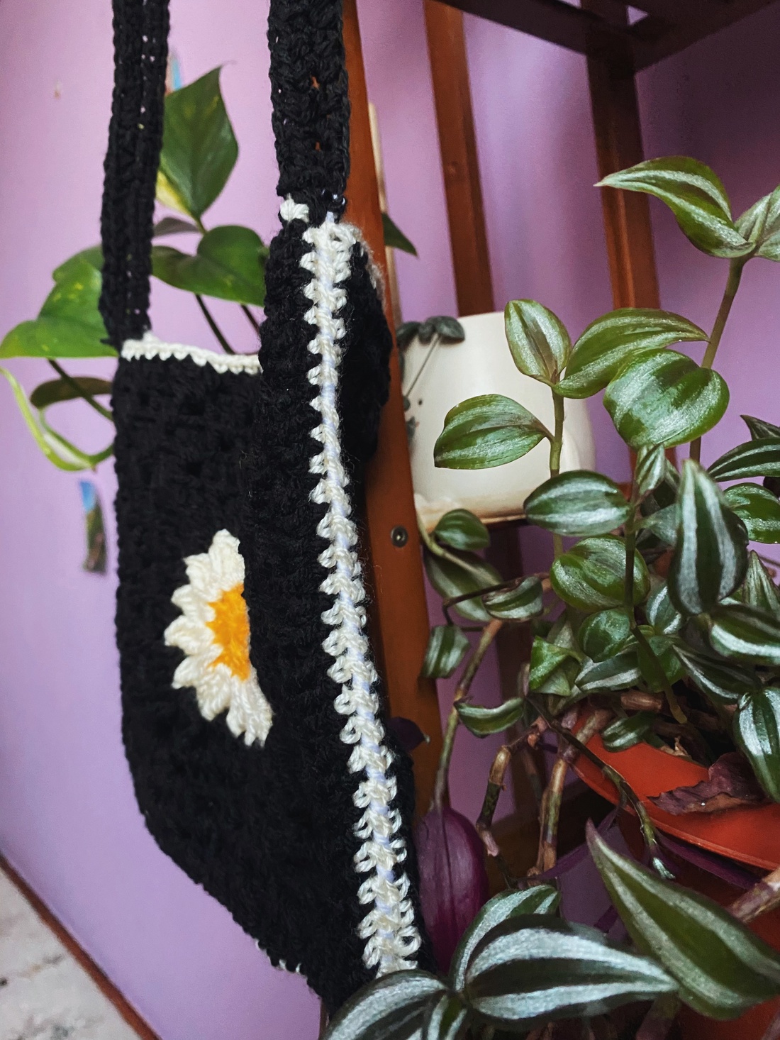 Gentuta cu margareta - genți și portofele - genți de mână și umăr - geantă casual - Artynos.ro