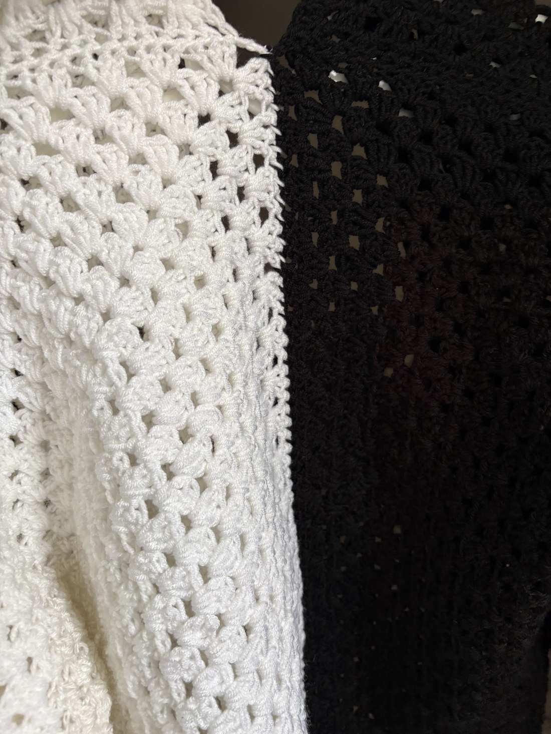 Cardigan - îmbrăcăminte și modă - haine damă - hanorace, cardigane - Artynos.ro