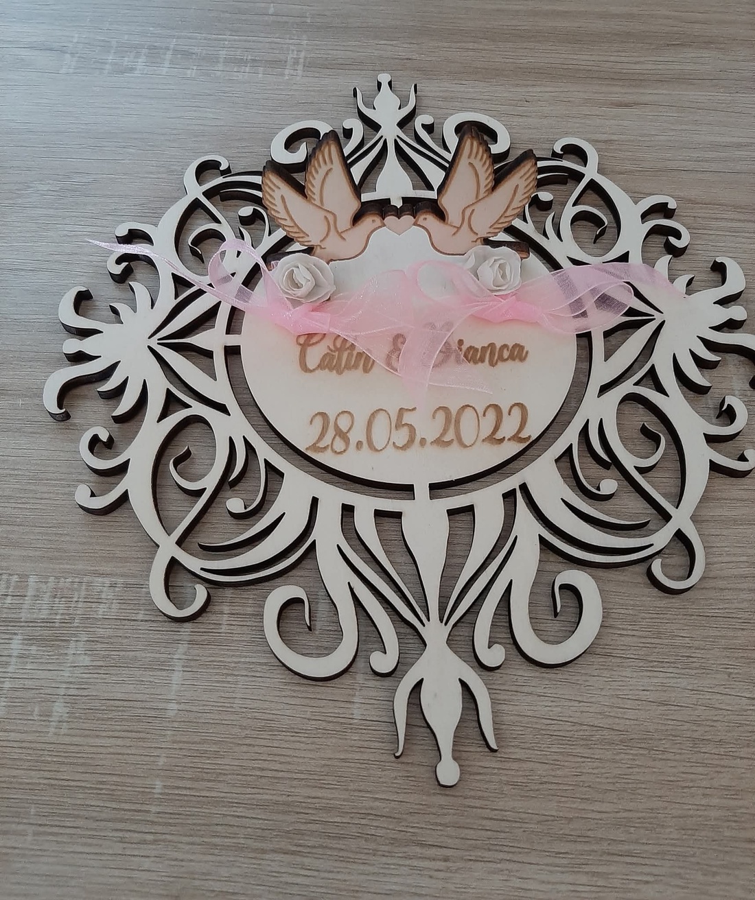 Suport pentru verighete - accesorii nuntă - accesorii de nuntă - suport verighete și perne pentru inele - Artynos.ro Suport pentru verighete - accesorii nuntă - accesorii de nuntă - suport verighete și perne pentru inele - Artynos.ro