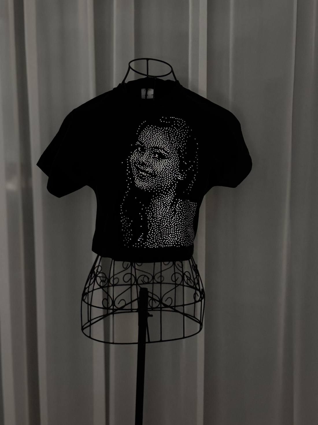 Tricou personalizat în cristale  - accesorii nuntă - accesorii și cadouri de burlaci - Artynos.ro