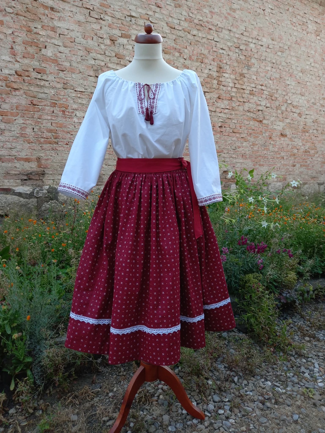 Bluze rustice - îmbrăcăminte și modă - haine damă - bluze damă - Artynos.ro