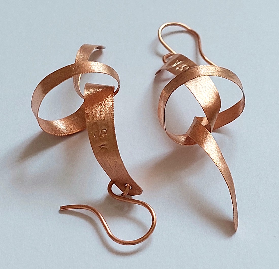 Rosegold C S O M Ó - bijuterii - cercei lungi - Artynos.ro Rosegold C S O M Ó - bijuterii - cercei lungi - Artynos.ro