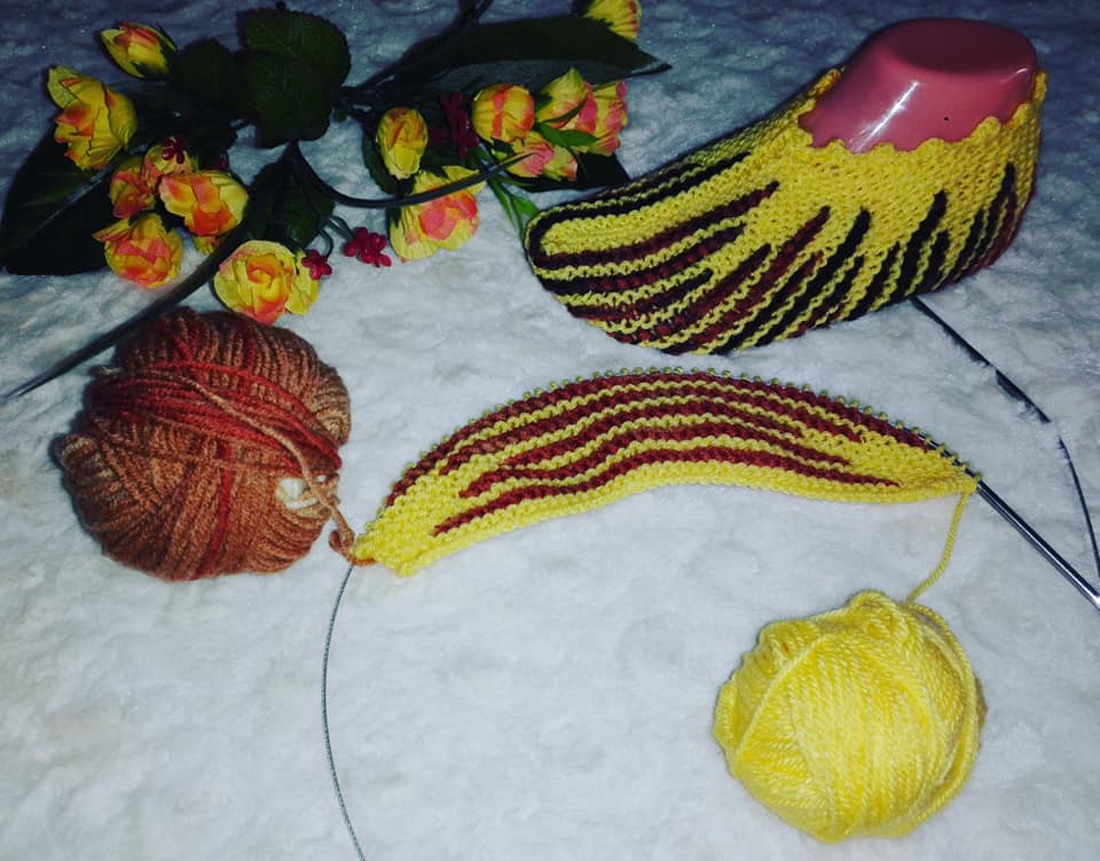 Botosei tricotati - îmbrăcăminte și modă - pantofi, papuci, șosete - încălzitor picioare - Artynos.ro