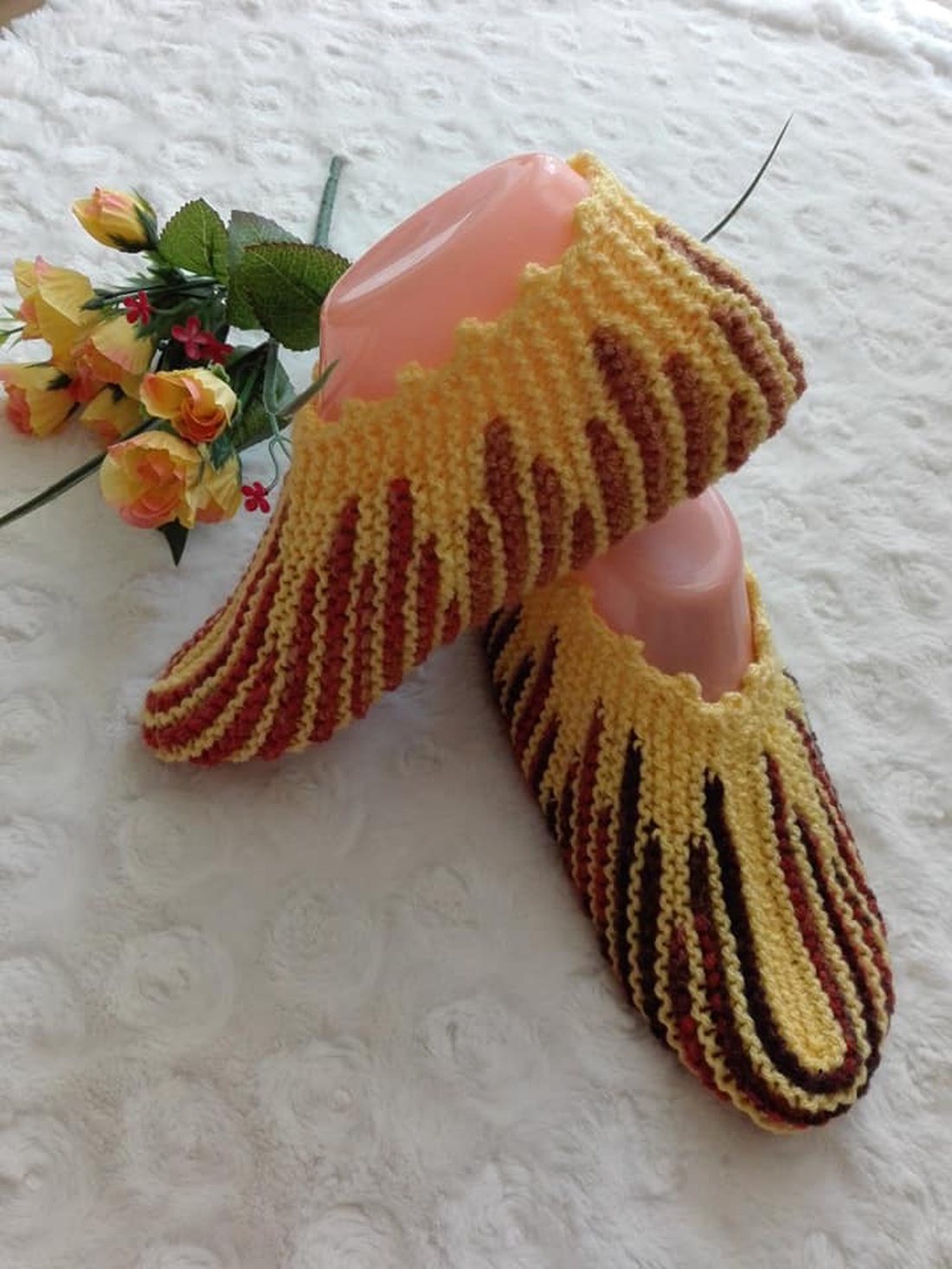 Botosei tricotati - îmbrăcăminte și modă - pantofi, papuci, șosete - încălzitor picioare - Artynos.ro