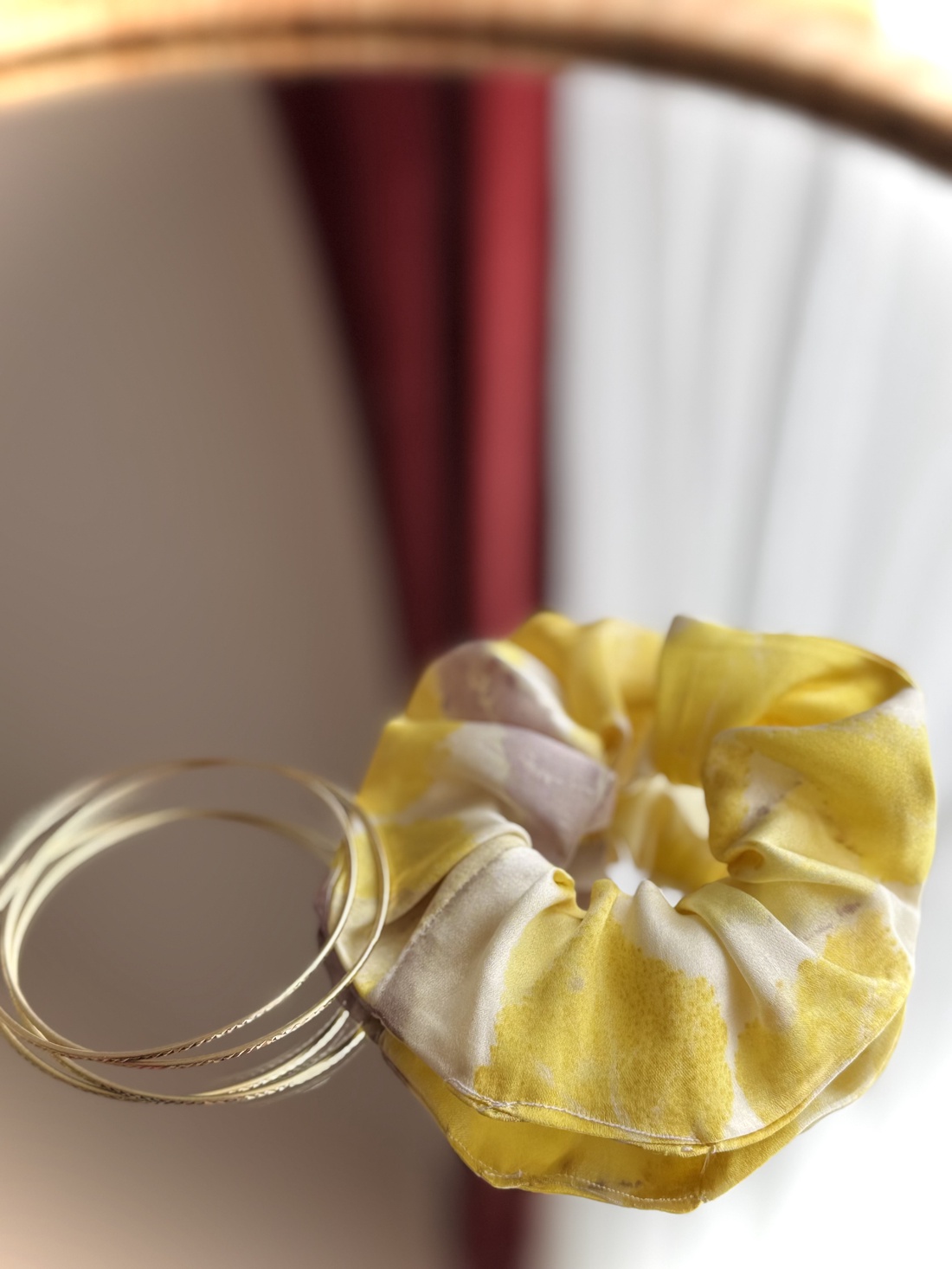 Elastic de păr din mătase vopsită vegetal - îmbrăcăminte și modă - accesorii păr - elastic de păr - Artynos.ro