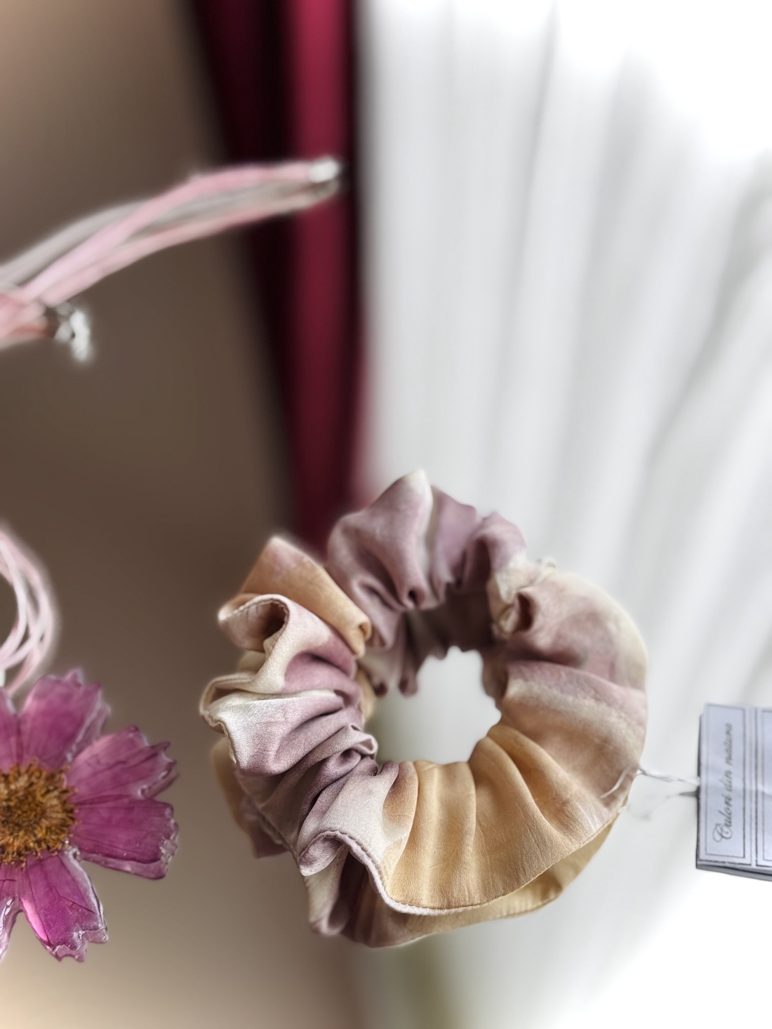 Elastic de păr din mătase vopsită vegetal - îmbrăcăminte și modă - accesorii păr - elastic de păr - Artynos.ro