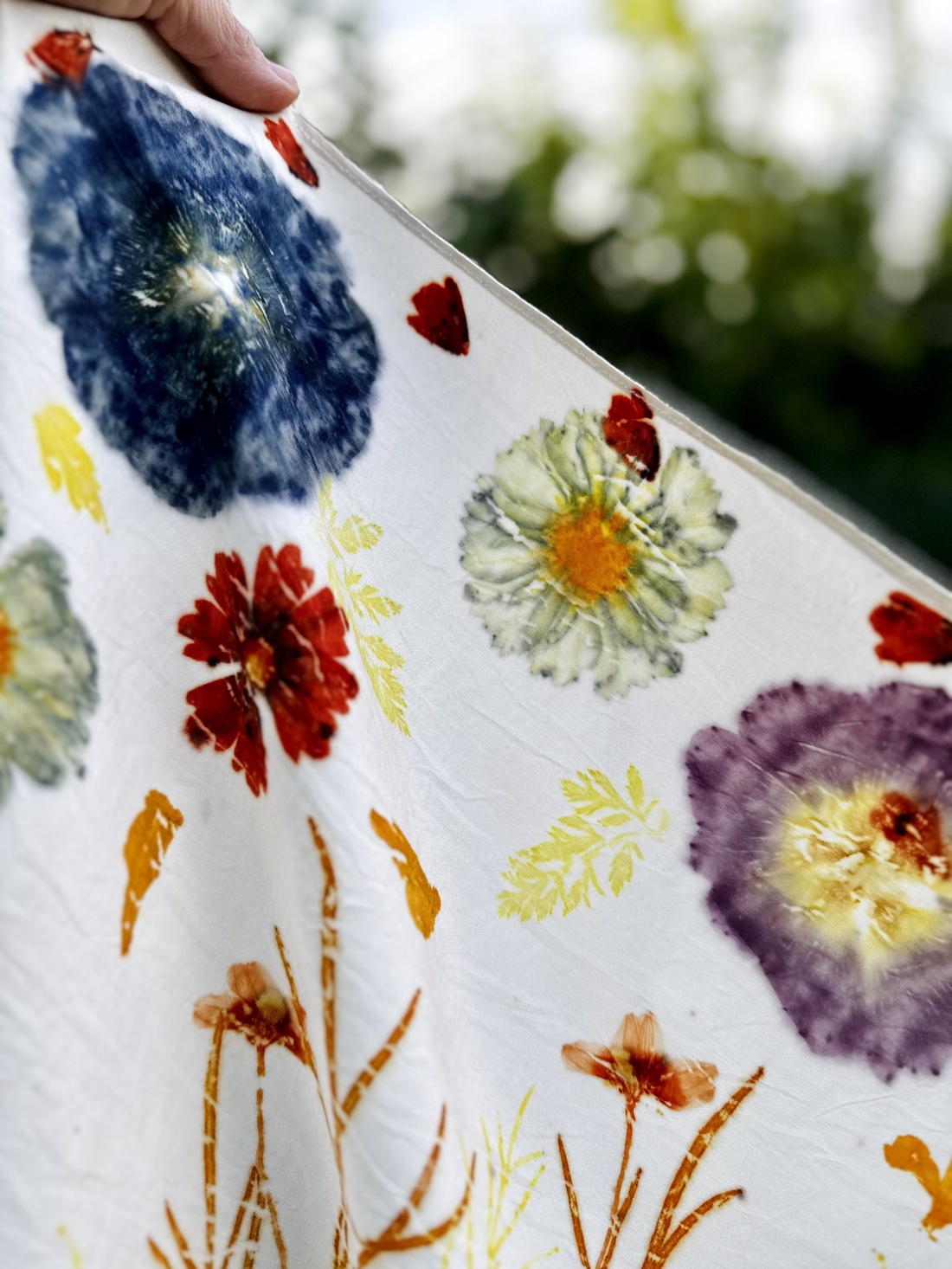 Eșarfă din mătase imprimată vegetal - îmbrăcăminte și modă - eșarfe, pălării, fularuri - eșarfe - Artynos.ro