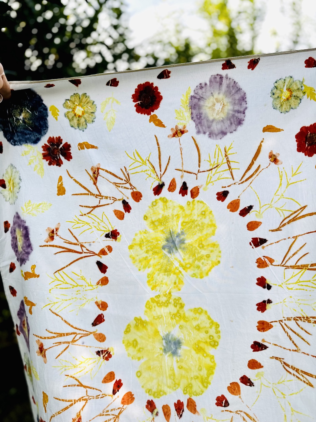 Eșarfă din mătase imprimată vegetal - îmbrăcăminte și modă - eșarfe, pălării, fularuri - eșarfe - Artynos.ro