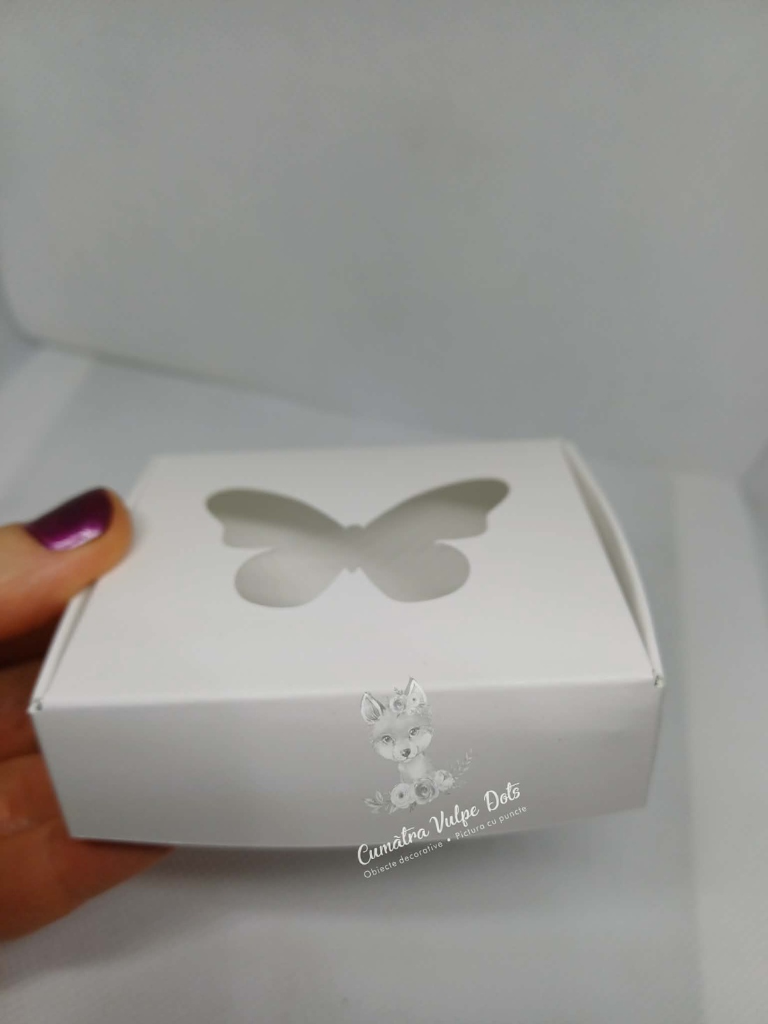 Mărțișor rotund, tip broșă - bijuterii - mărțișor - Artynos.ro