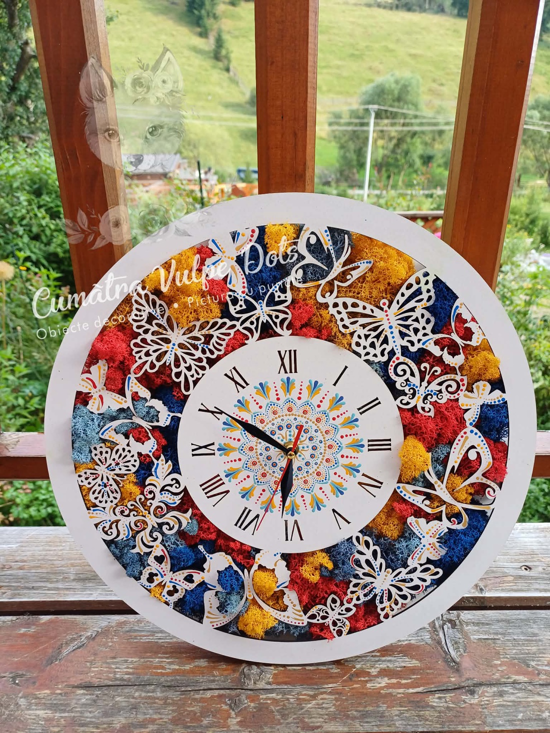 Ceas de perete cu licheni stabilizati și pictură cu techica punctului 40 cm - casă & stil de viață - decorațiuni de casă - decorațiuni de pereți - decorațiuni cu licheni - Artynos.ro