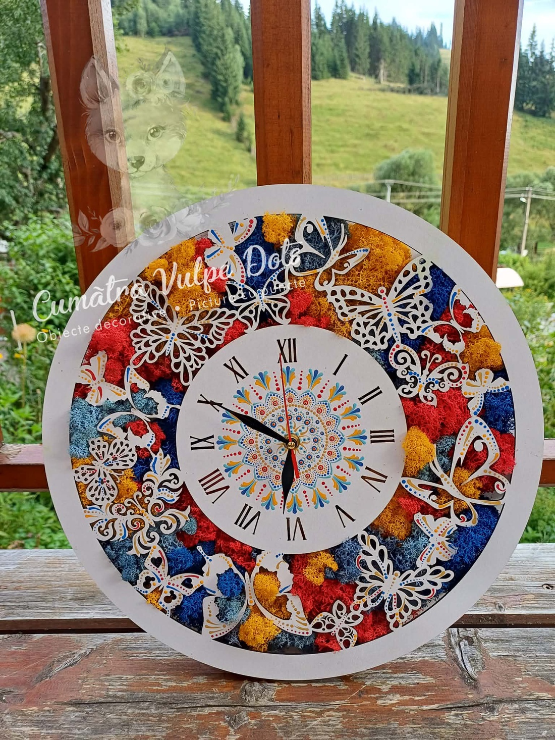 Ceas de perete cu licheni stabilizati și pictură cu techica punctului 40 cm - casă & stil de viață - decorațiuni de casă - decorațiuni de pereți - decorațiuni cu licheni - Artynos.ro