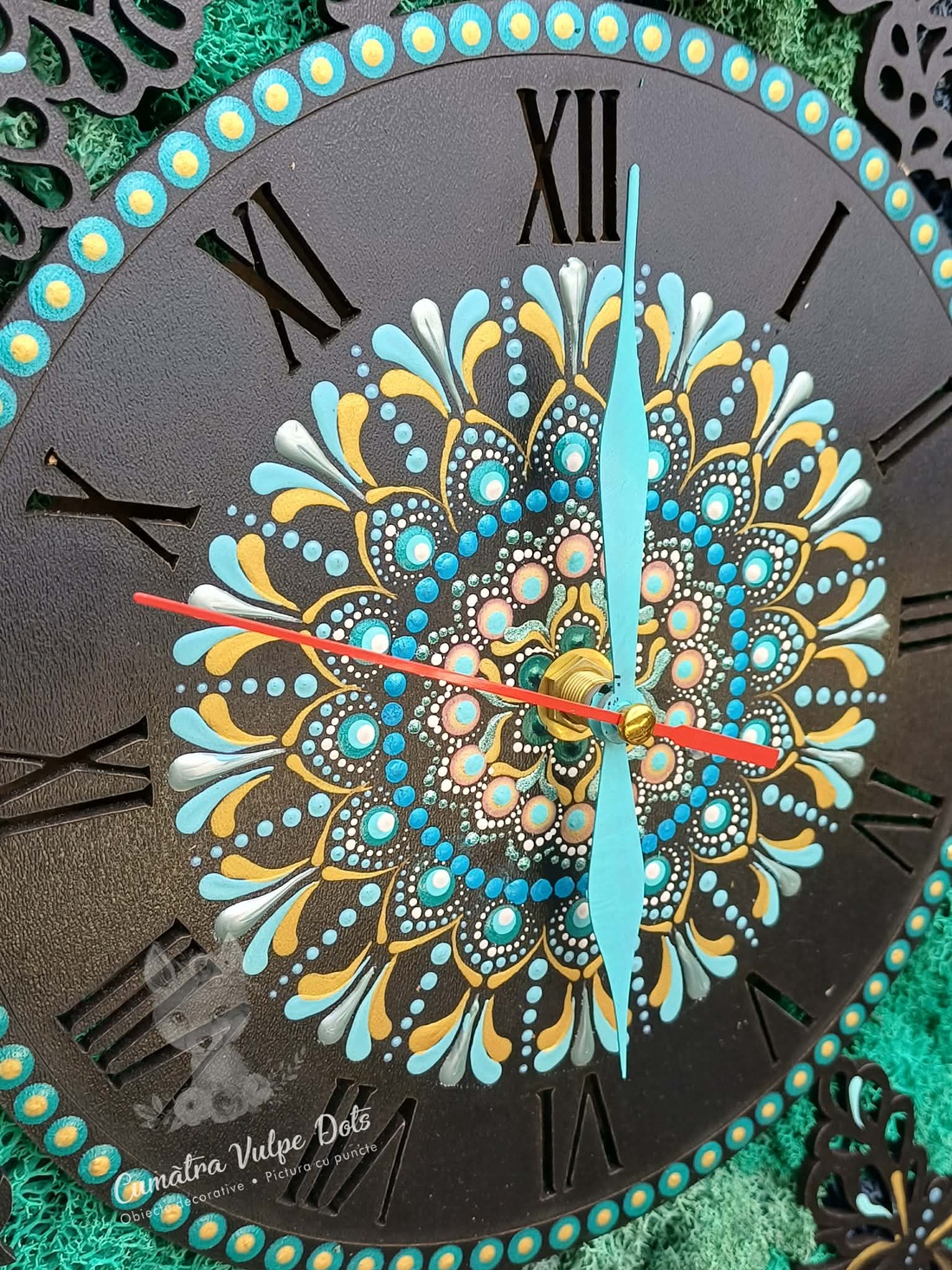 Ceas de perete cu licheni stabilizati și pictură cu techica punctului 40 cm - casă & stil de viață - decorațiuni de casă - decorațiuni de pereți - decorațiuni cu licheni - Artynos.ro