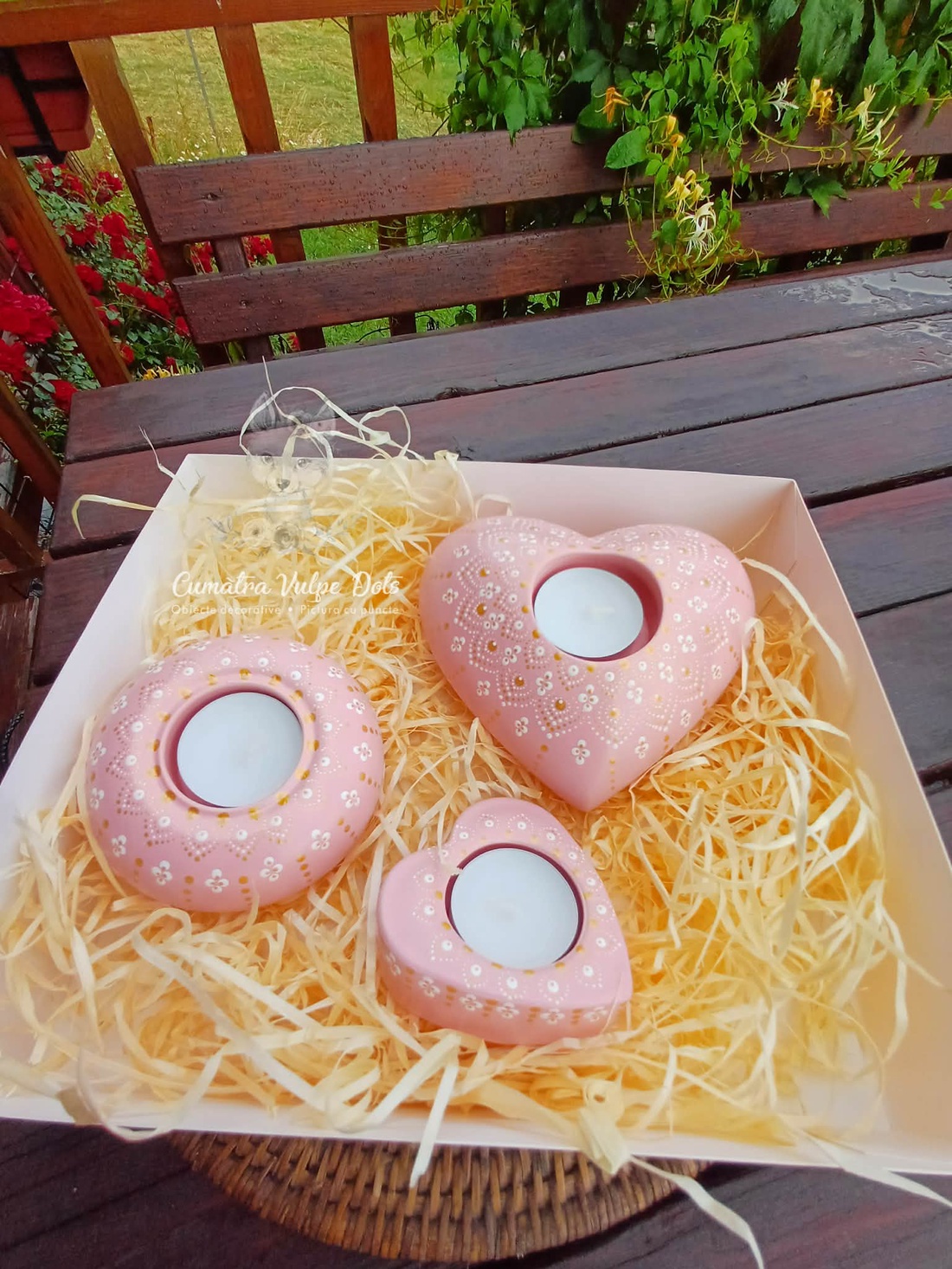 Set suporturi lumânari pictate cu tehnica punctului - roz - casă & stil de viață - lumânări, parfumuri, arome - suport de lumânări - Artynos.ro