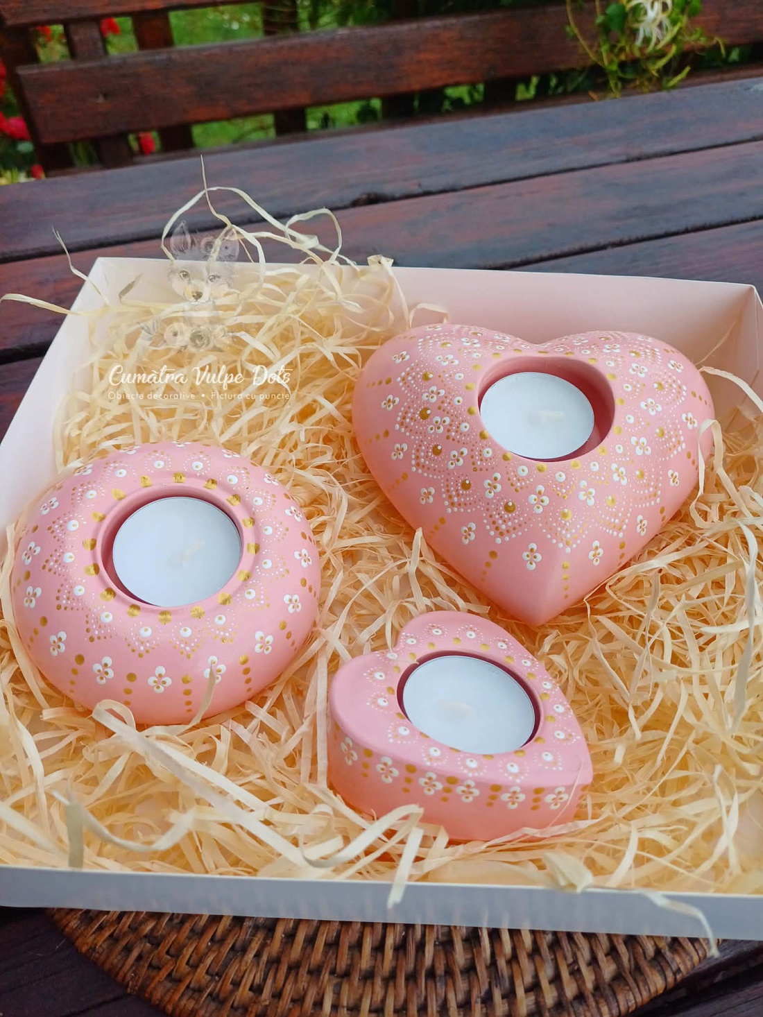 Set suporturi lumânari pictate cu tehnica punctului - roz - casă & stil de viață - lumânări, parfumuri, arome - suport de lumânări - Artynos.ro