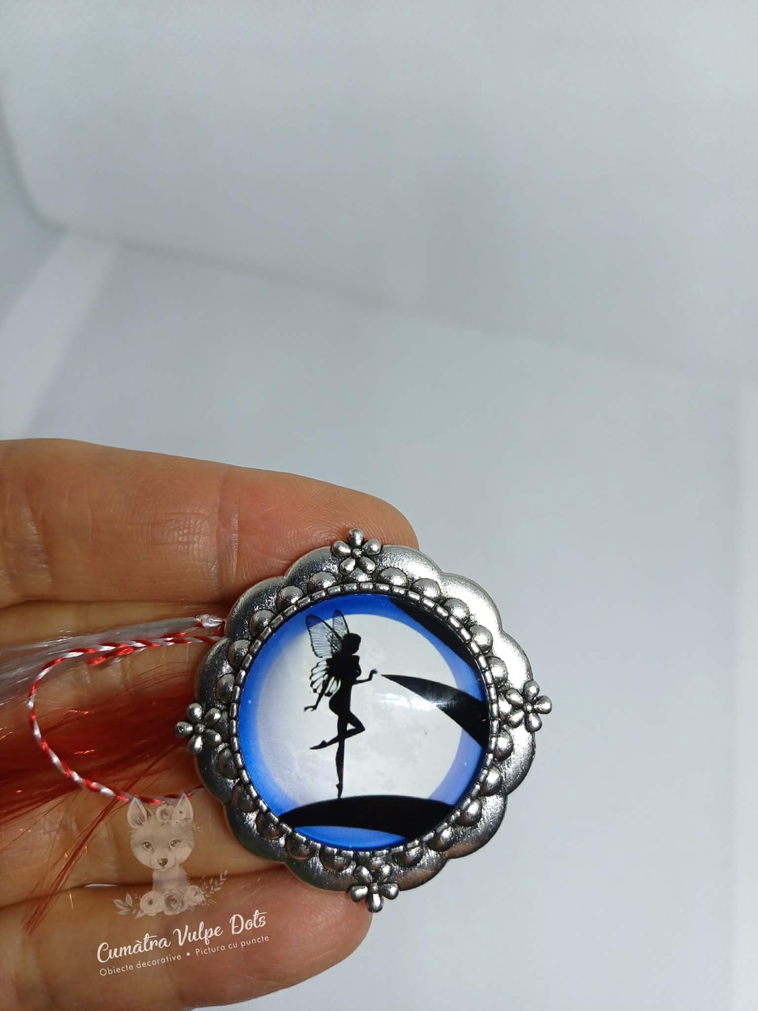 Mărțișor rotund, tip broșă - bijuterii - mărțișor - Artynos.ro