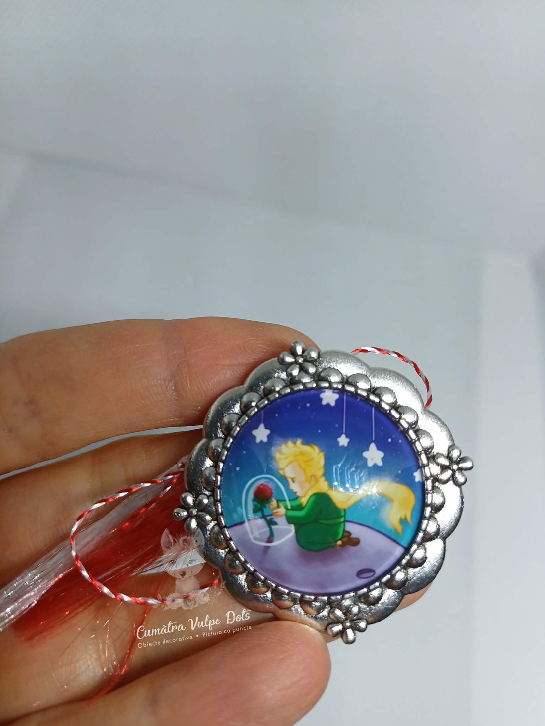 Mărțișor rotund, tip broșă - bijuterii - mărțișor - Artynos.ro