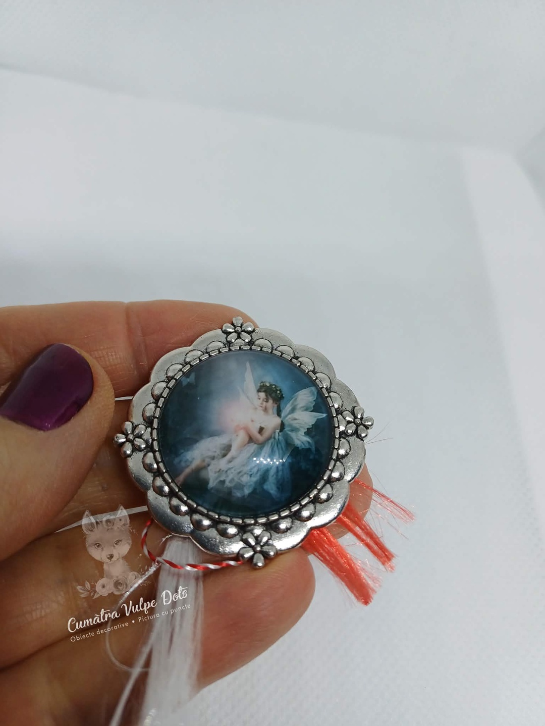 Mărțișor rotund, tip broșă - bijuterii - mărțișor - Artynos.ro