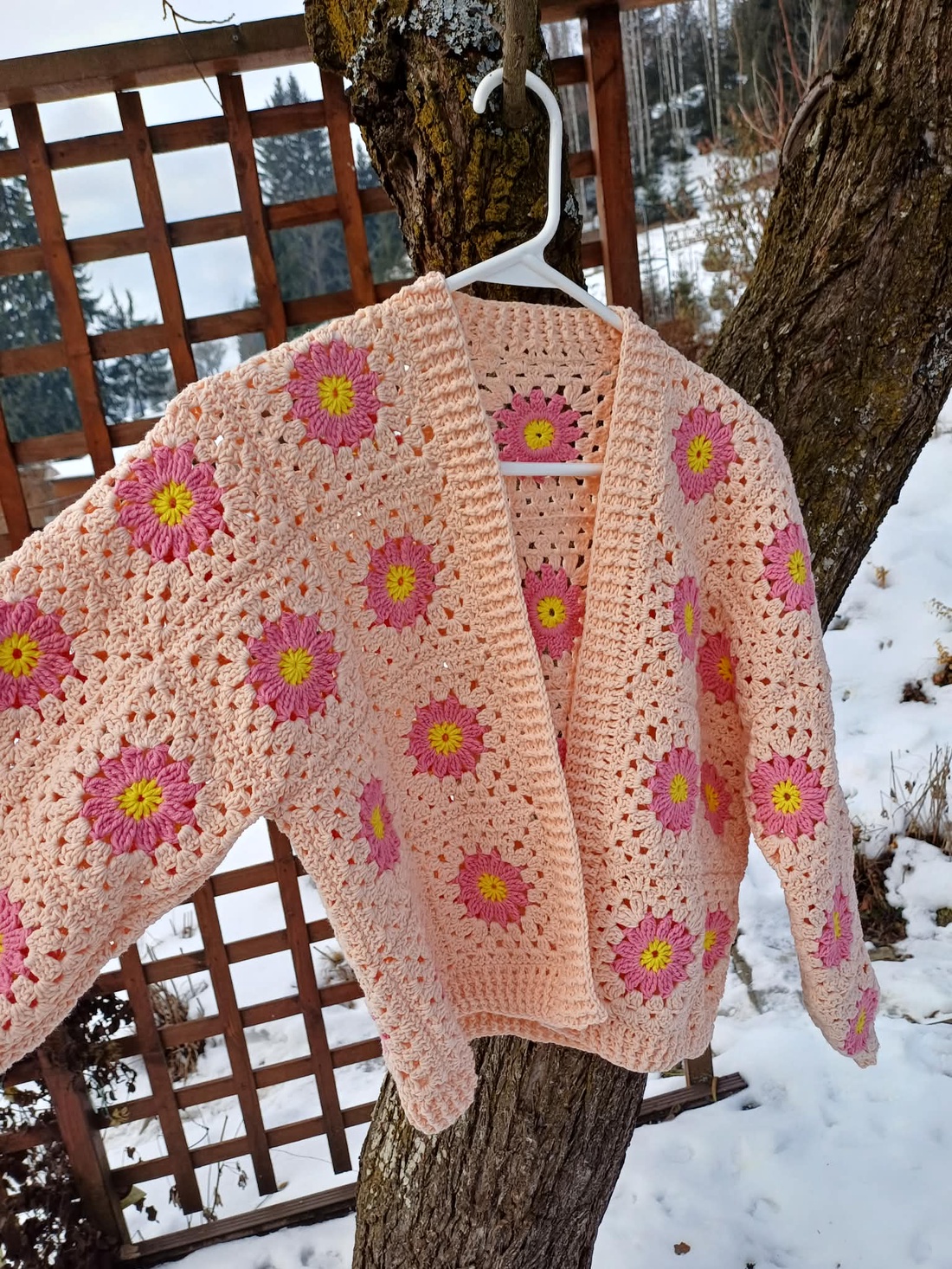 Cardigan croșetat manual, din fire naturale - îmbrăcăminte și modă - haine damă - hanorace, cardigane - Artynos.ro