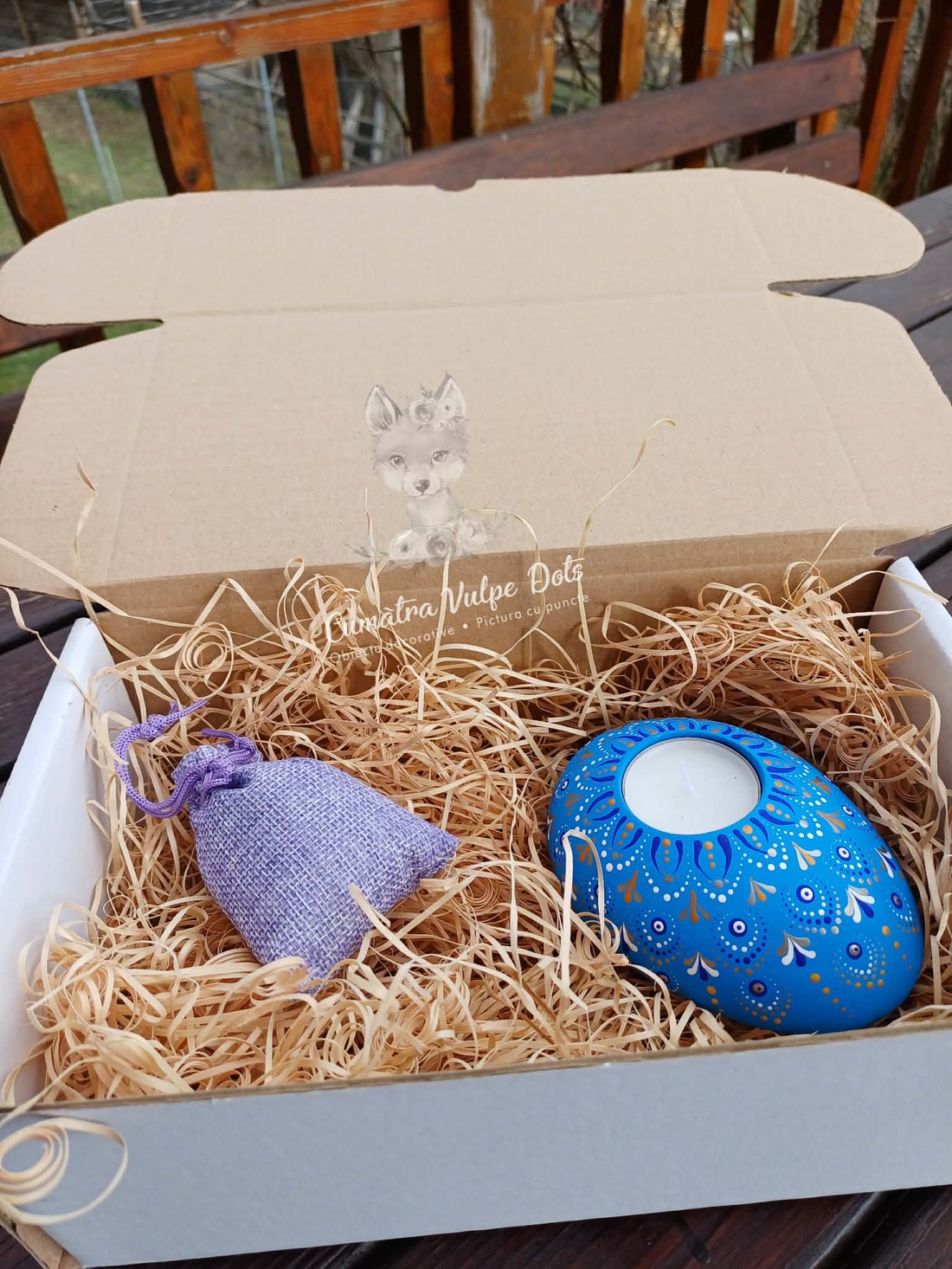 Set suport lumânare pictat manual și săculeț cu lavandă - casă & stil de viață - lumânări, parfumuri, arome - suport de lumânări - Artynos.ro