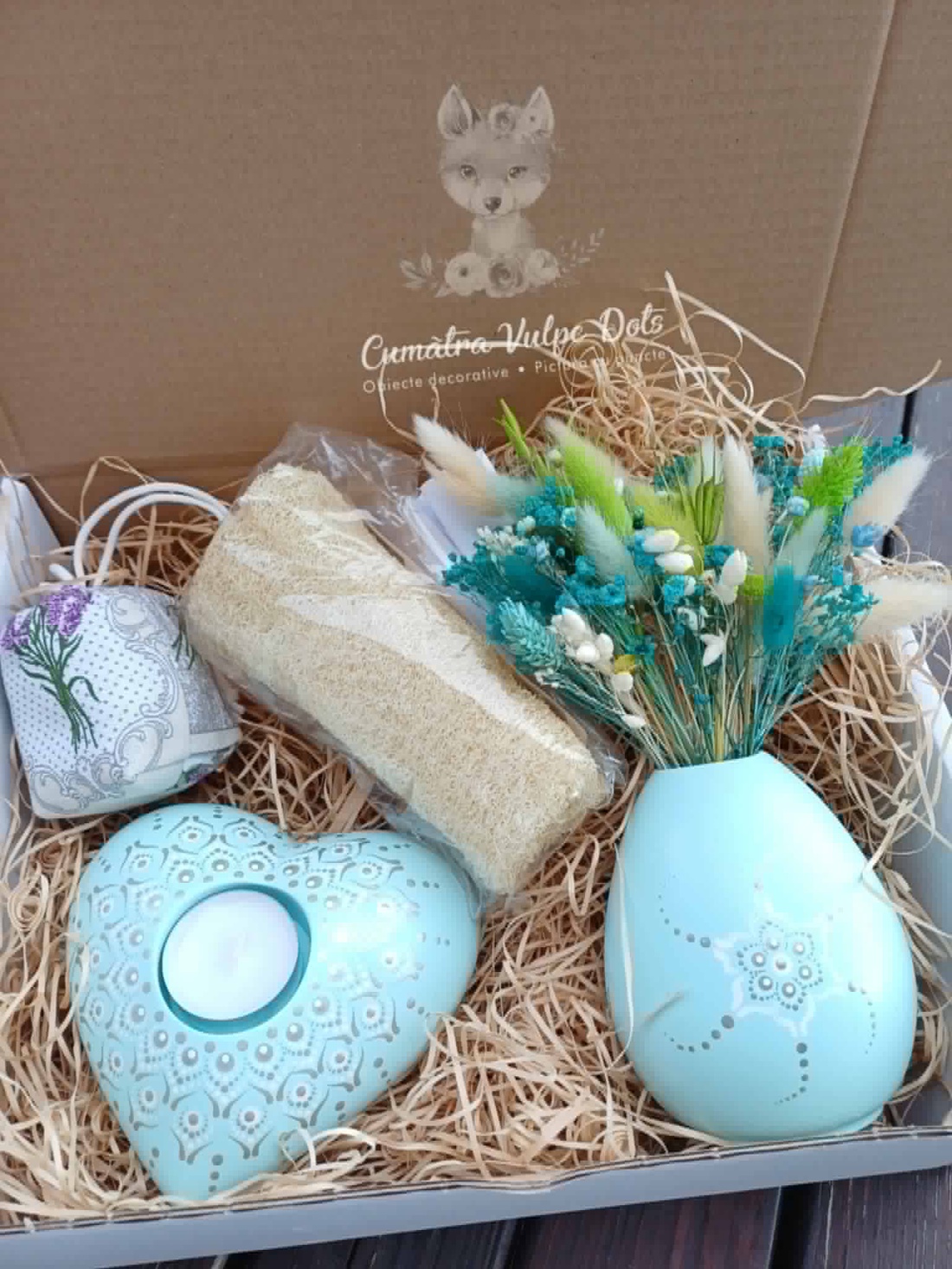 Set decorativ handmade � Turcoaz Pal - Eleganță, armonie și inspirație - casă & stil de viață - decorațiuni de casă - accesorii florale - buchete de flori - Artynos.ro