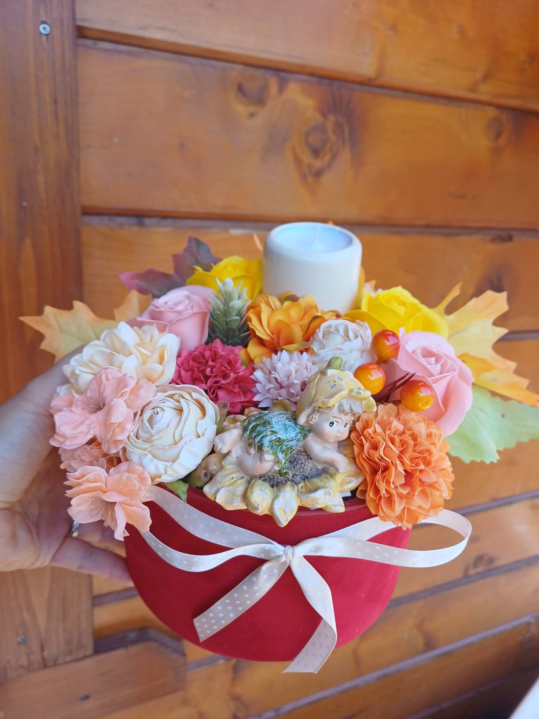 Aranjament de toamnă cu flori artificiale și lumânare - casă & stil de viață - decorațiuni de casă - accesorii florale - buchete de flori - Artynos.ro