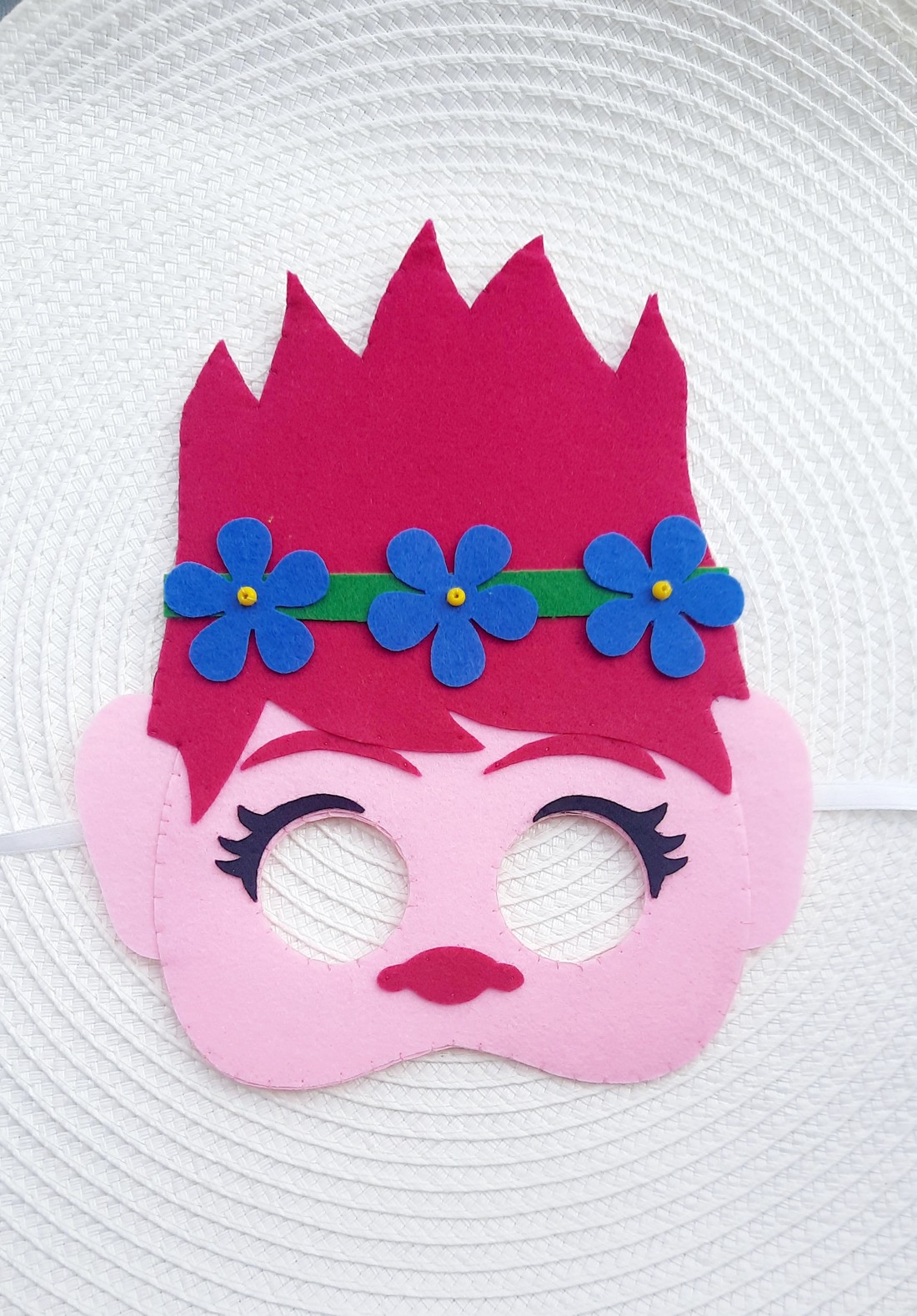 Trolls - Mască de carnaval Poppy pentru fete - îmbrăcăminte și modă - costume și măști de carnaval - costume - Artynos.ro Trolls - Mască de carnaval Poppy pentru fete - îmbrăcăminte și modă - costume și măști de carnaval - costume - Artynos.ro