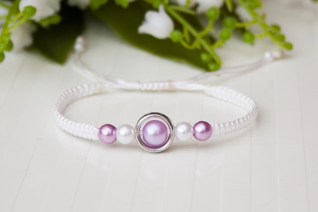 Brățară macramé împletită - Perle alb/violet deschis -  - Artynos.ro
